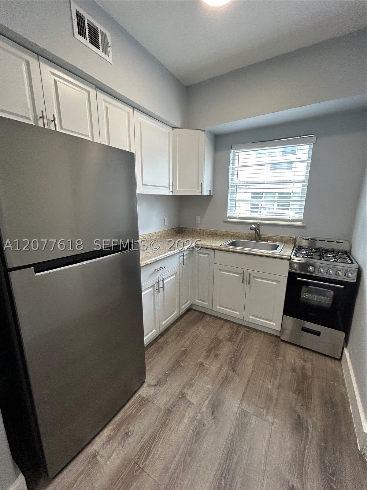 1258 Pennsylvania Ave – photo 4