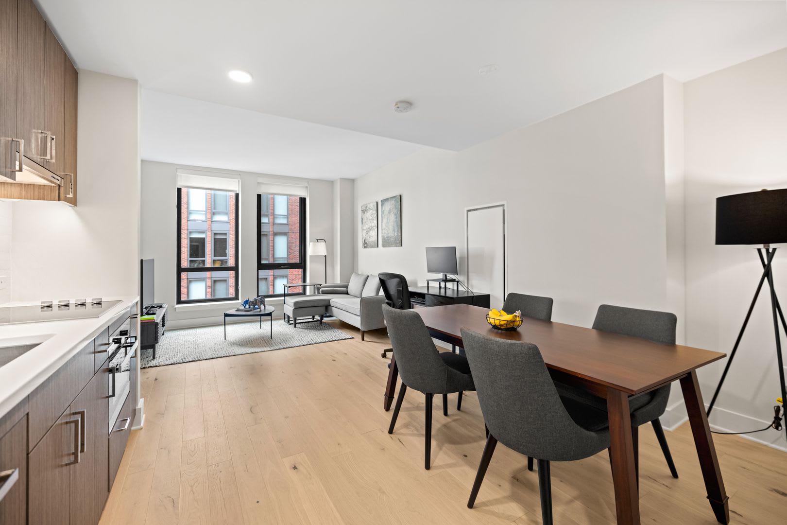 Avidian Condo 1 Bed 1 Bath 665 Sf Rental Parking Only – photo 4