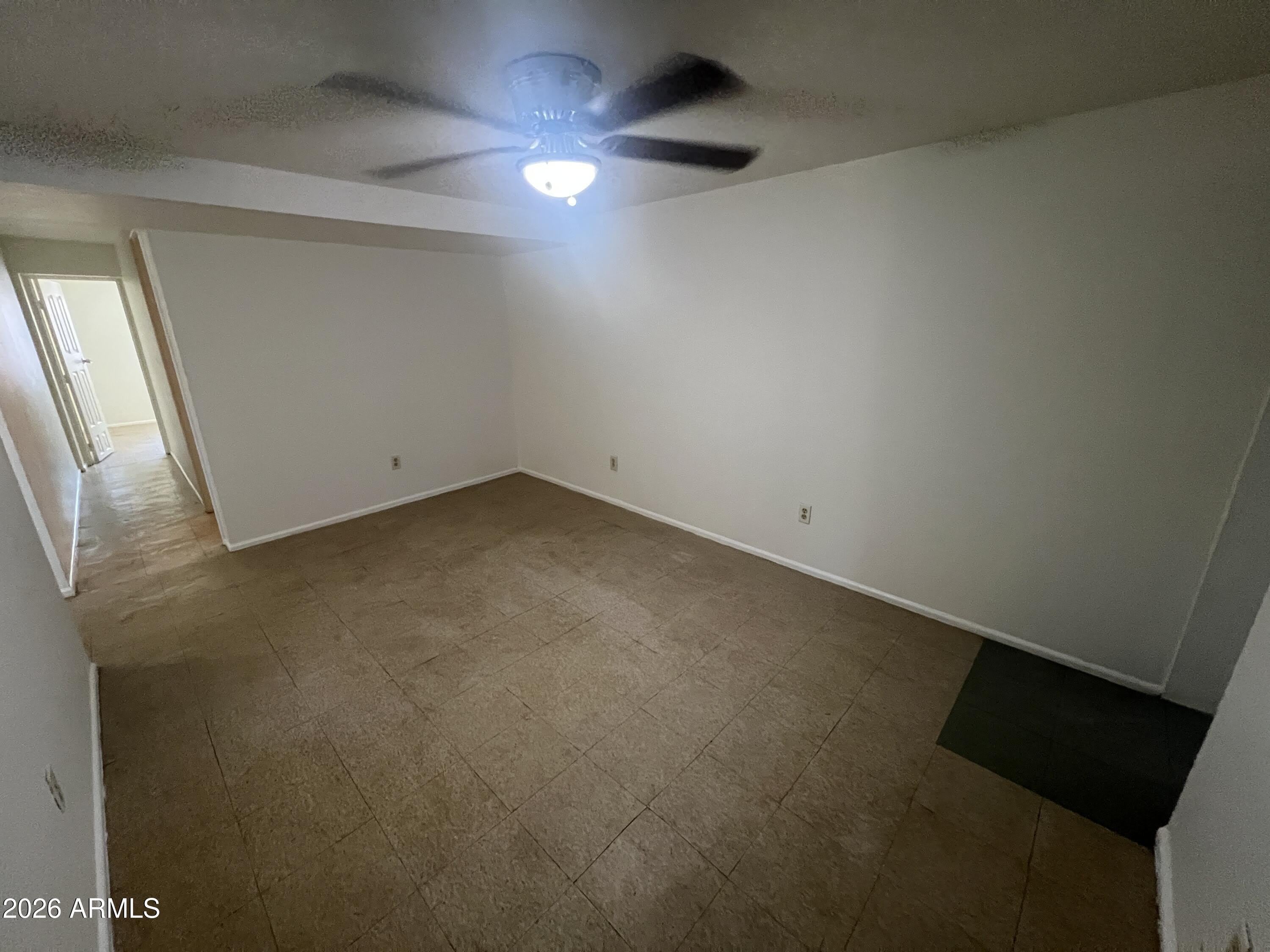 10017 N 7th Place – photo 5