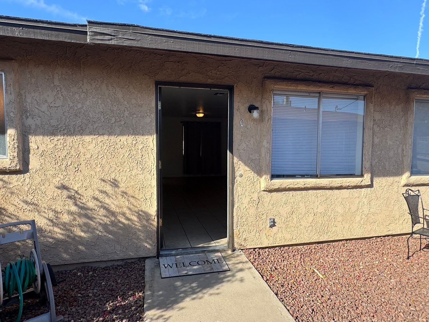 Refreshed 2 Br 2Ba Close To Hwy 95 – photo 4