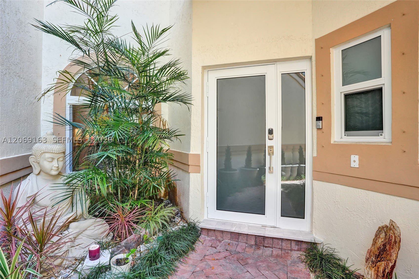 644 W Palm Aire Dr – photo 4