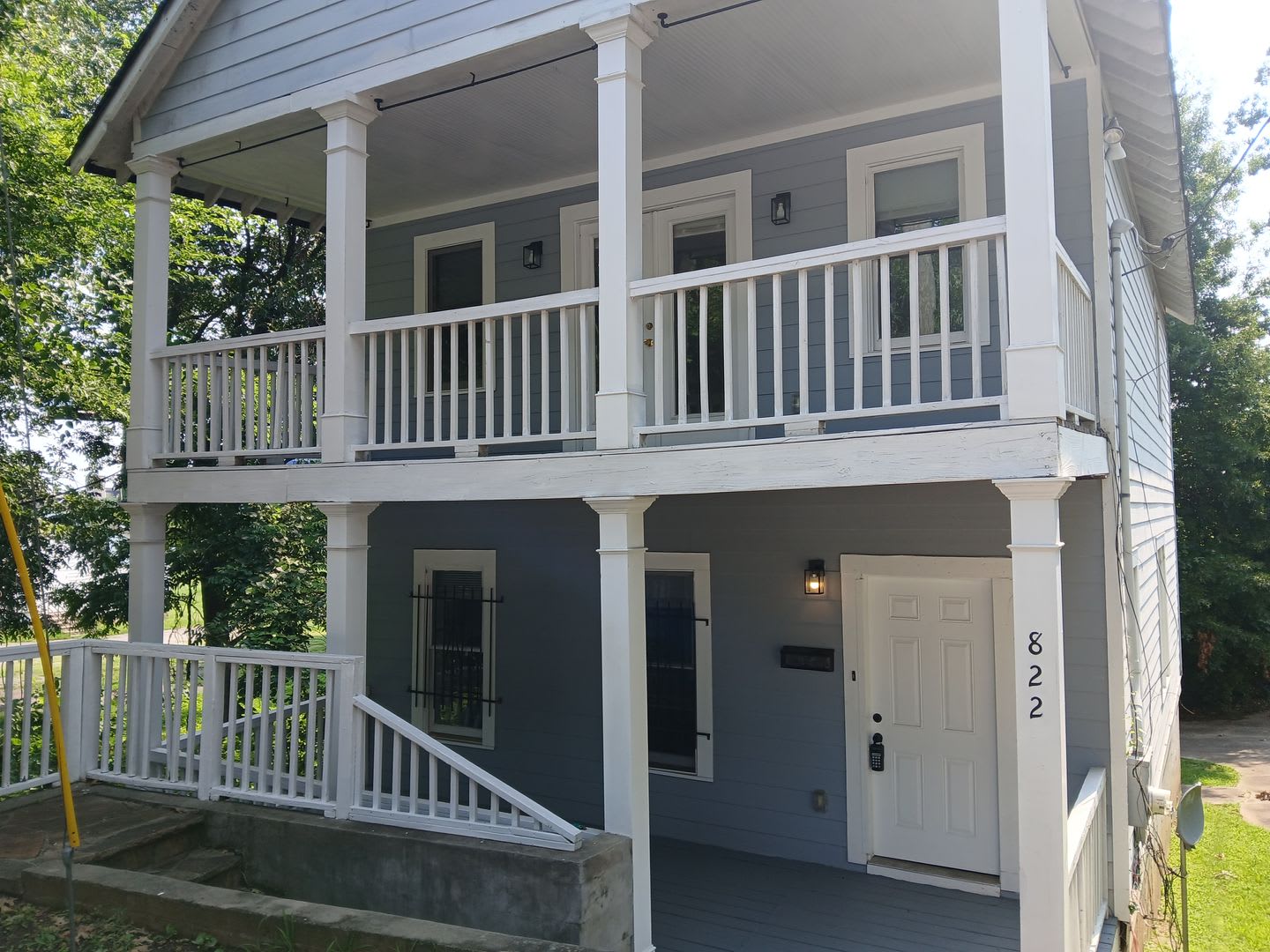 Amazing 3 Bedroom 2.5 Bath! Intown Living at a Price Below Market Off Street Parking – photo 1