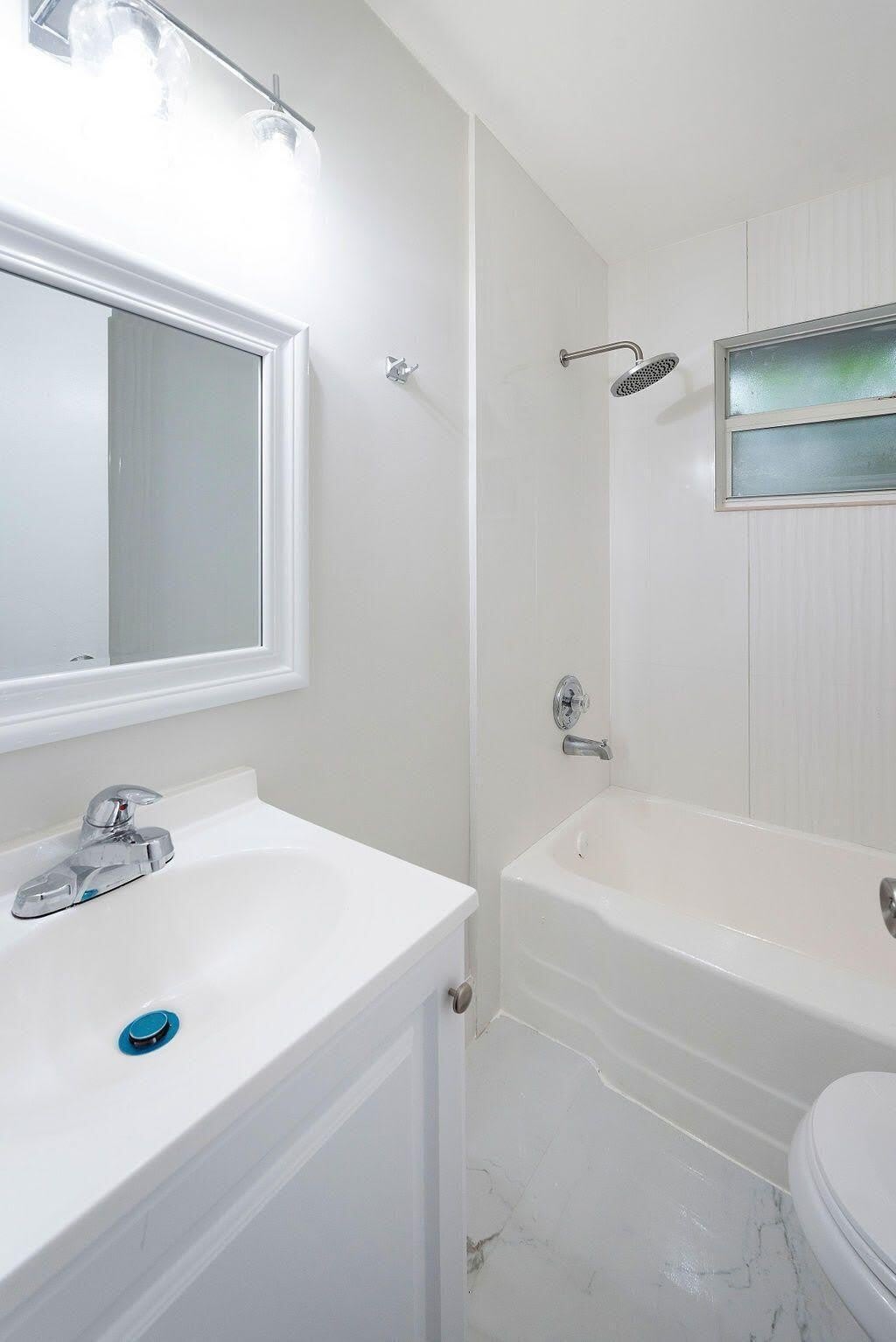 1883 Smith Drive – photo 3