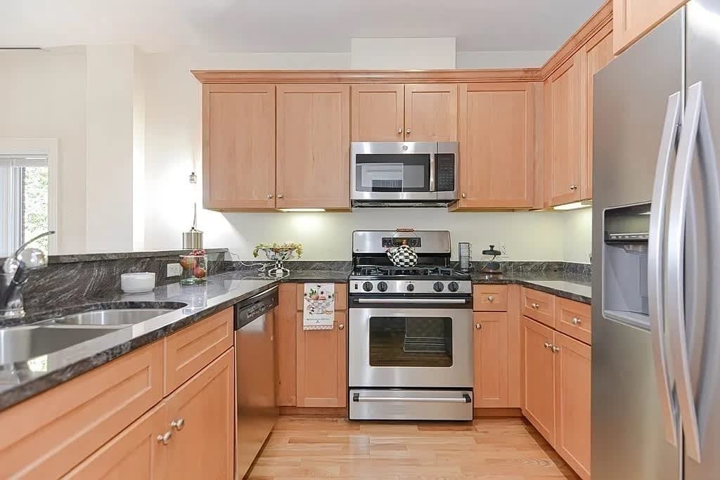 630 Hammond St – photo 2