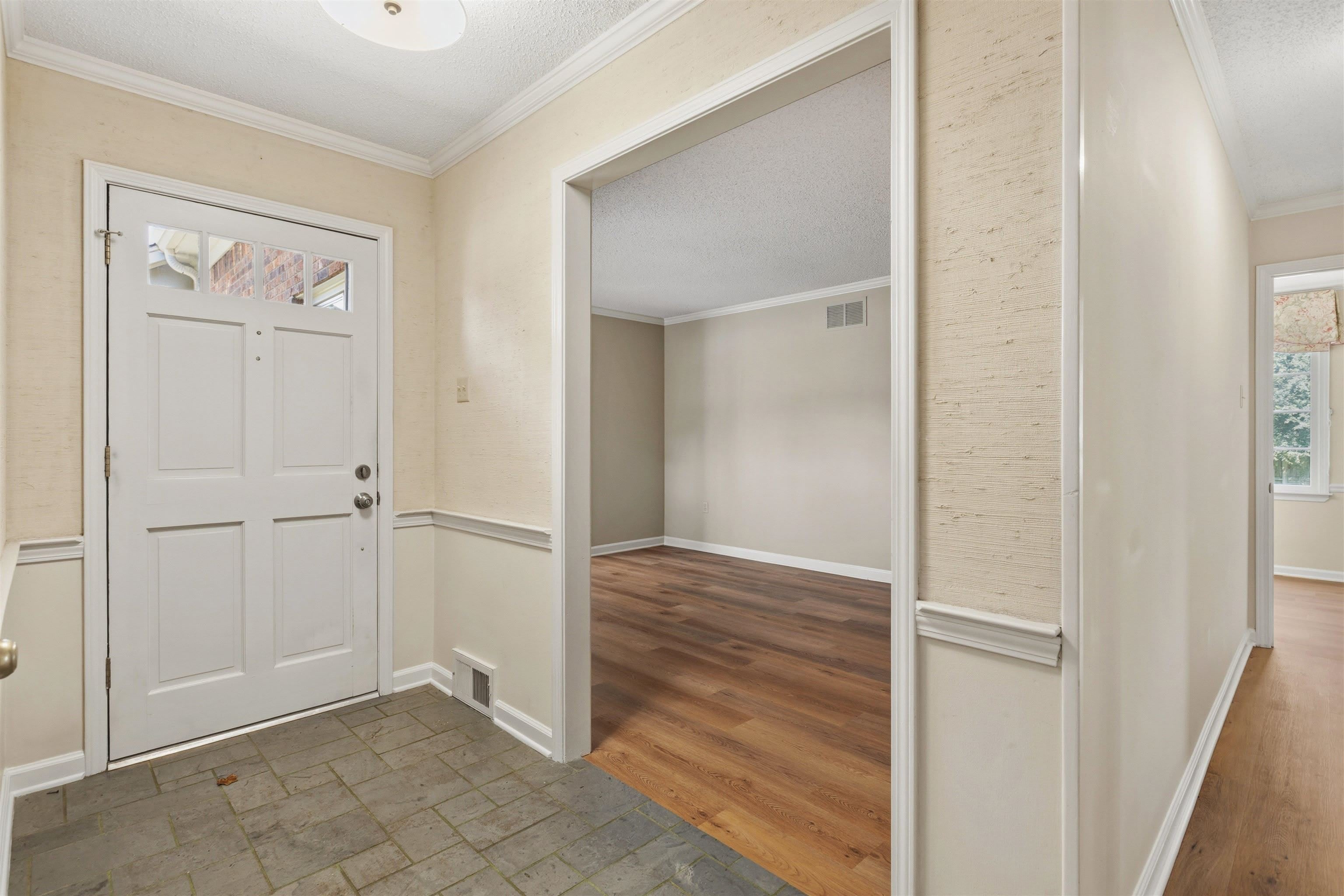 8604 SANDPOINT Dr – photo 4