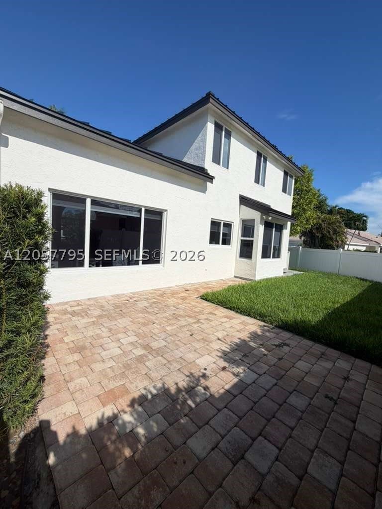 1920 NW 182nd Ter – photo 2