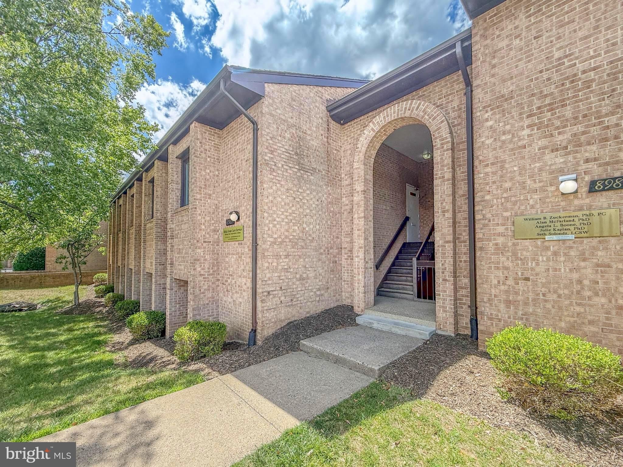 8989 A Cotswold Drive – photo 1