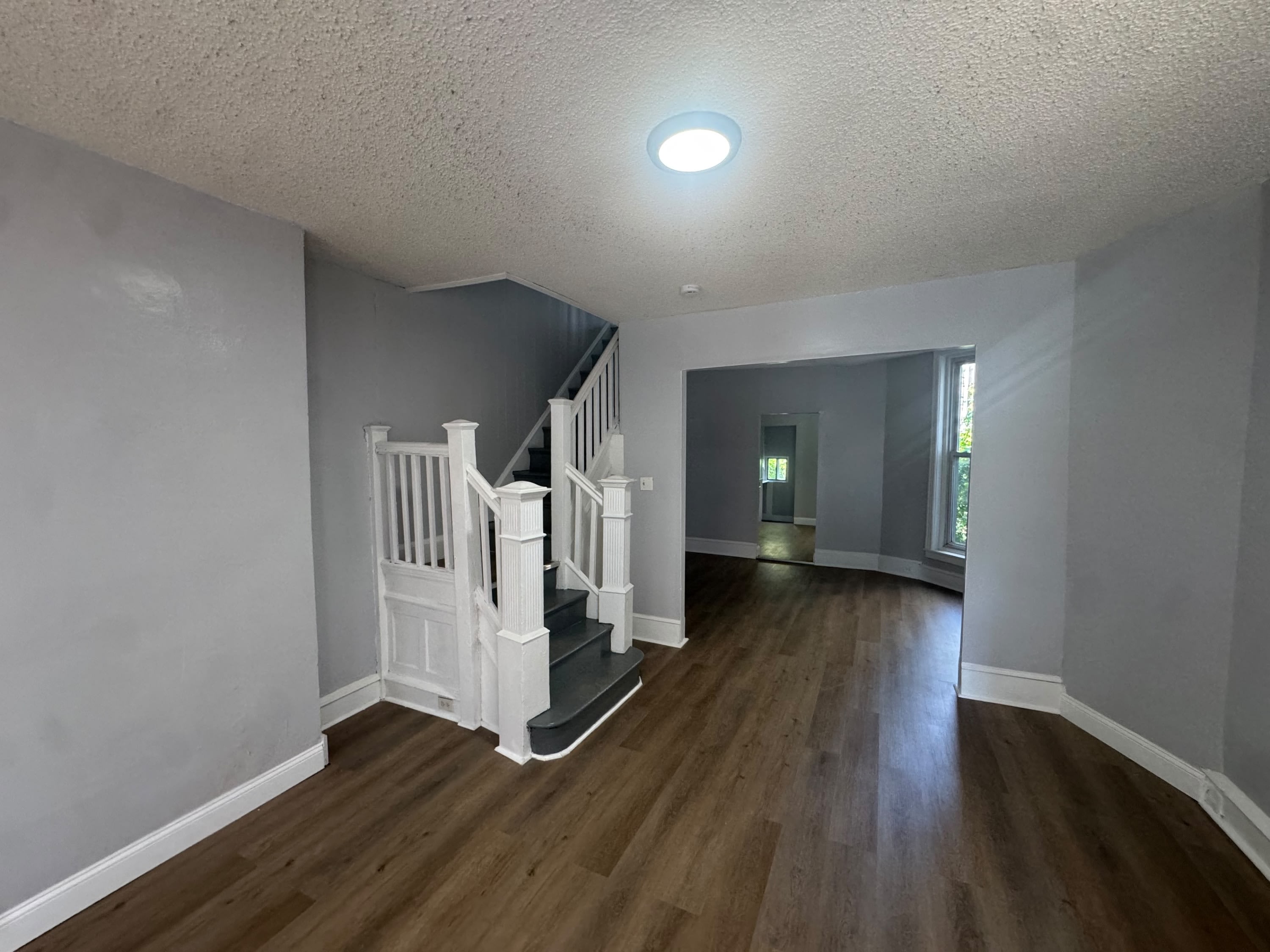843 South Alden Street – photo 3