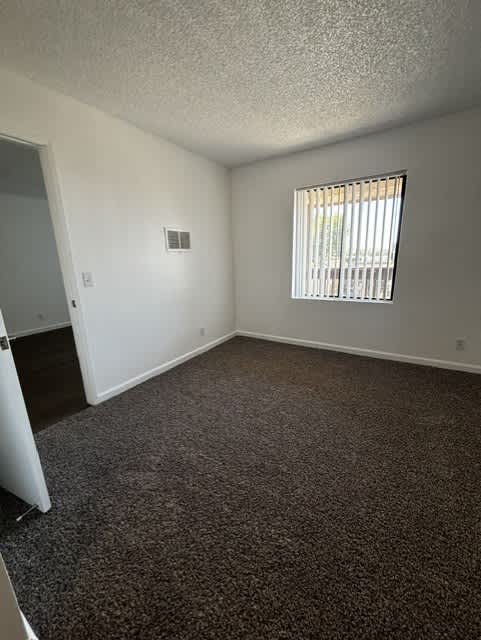16200 Vermont Ave. – photo 4