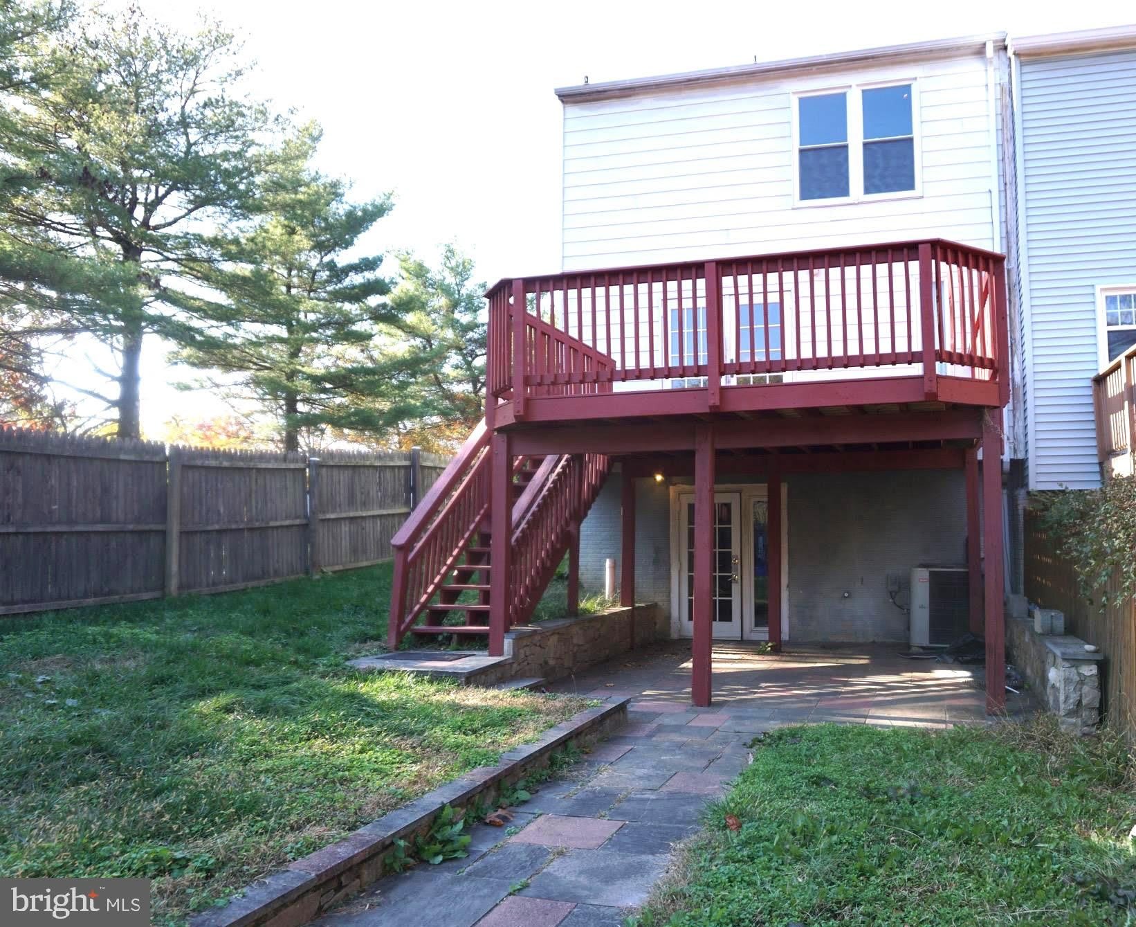 19 SHADY SPRING Place – photo 3