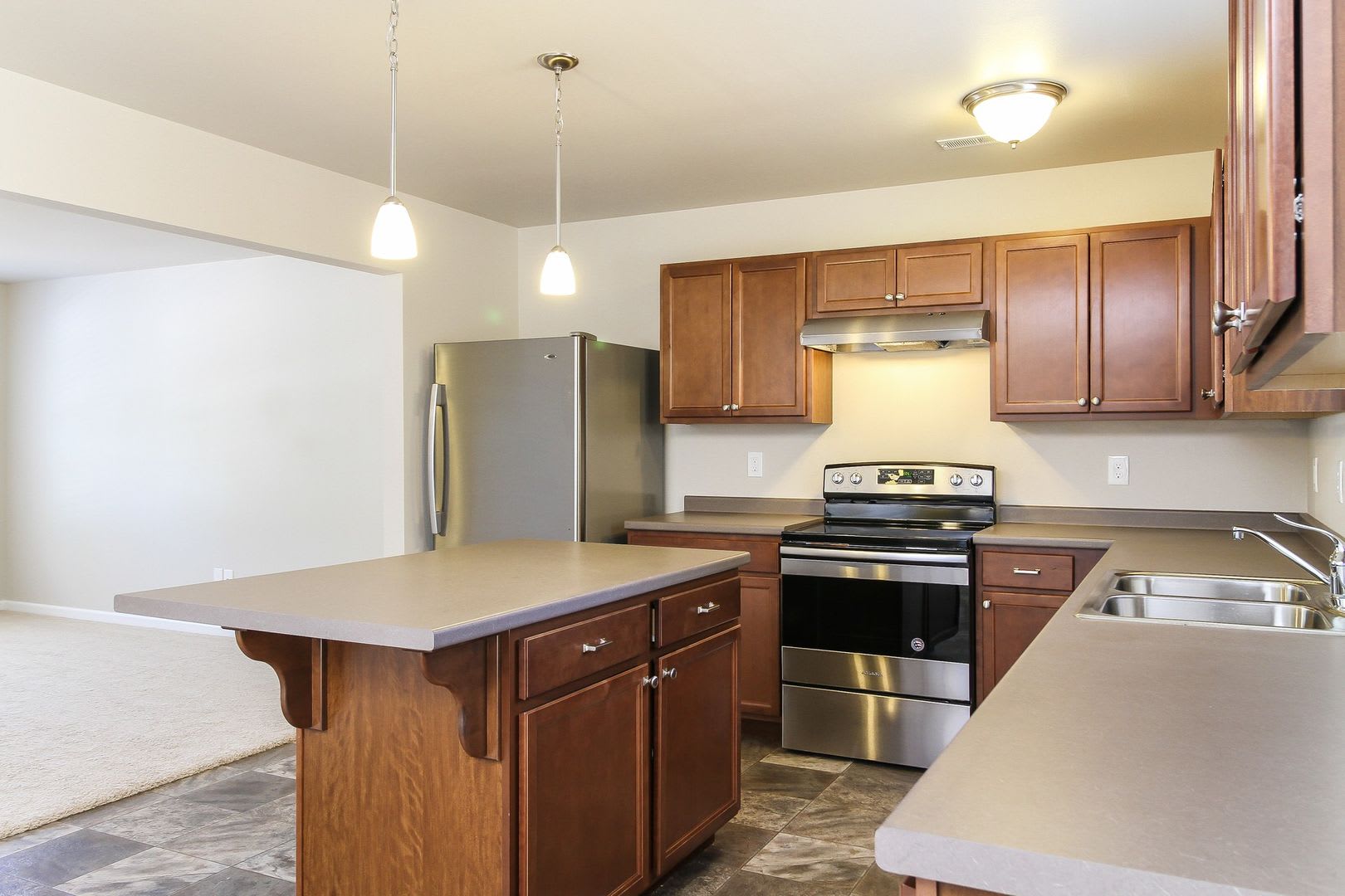 507 Avalon Court – photo 2