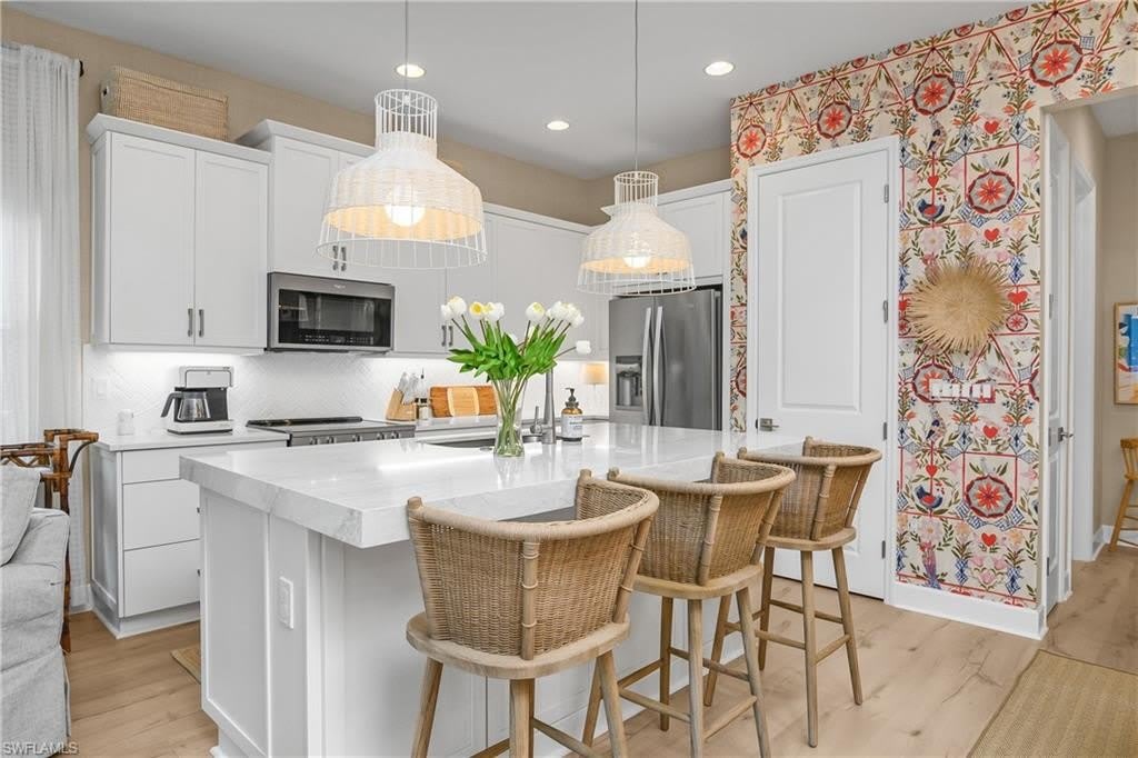 7286 Saona Ct – photo 4