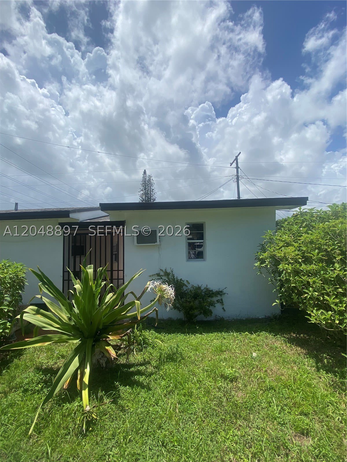15130 Tyler St – photo 2