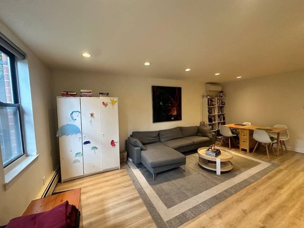 43 Carroll Street – photo 1