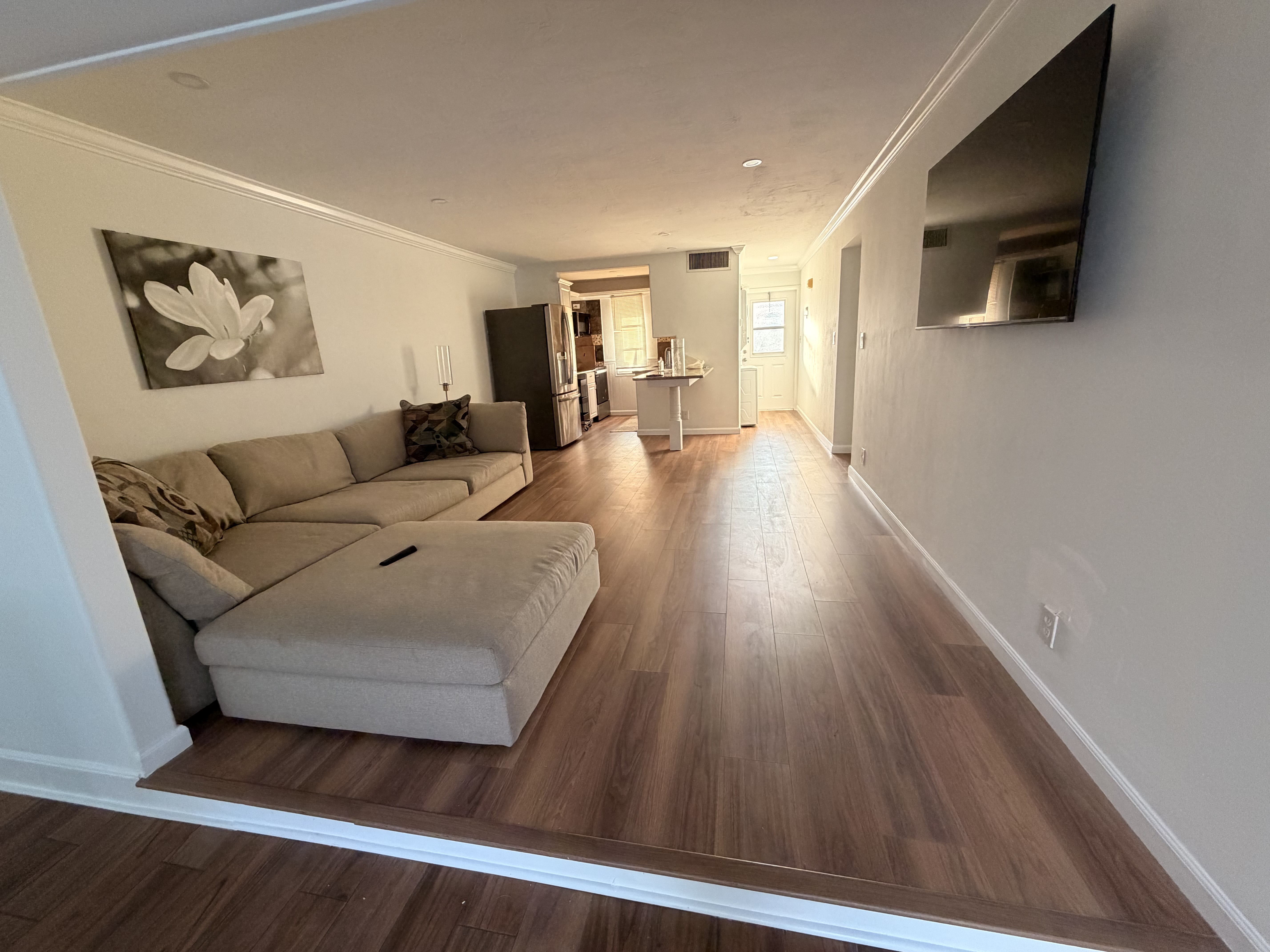 52 East Ct – photo 1