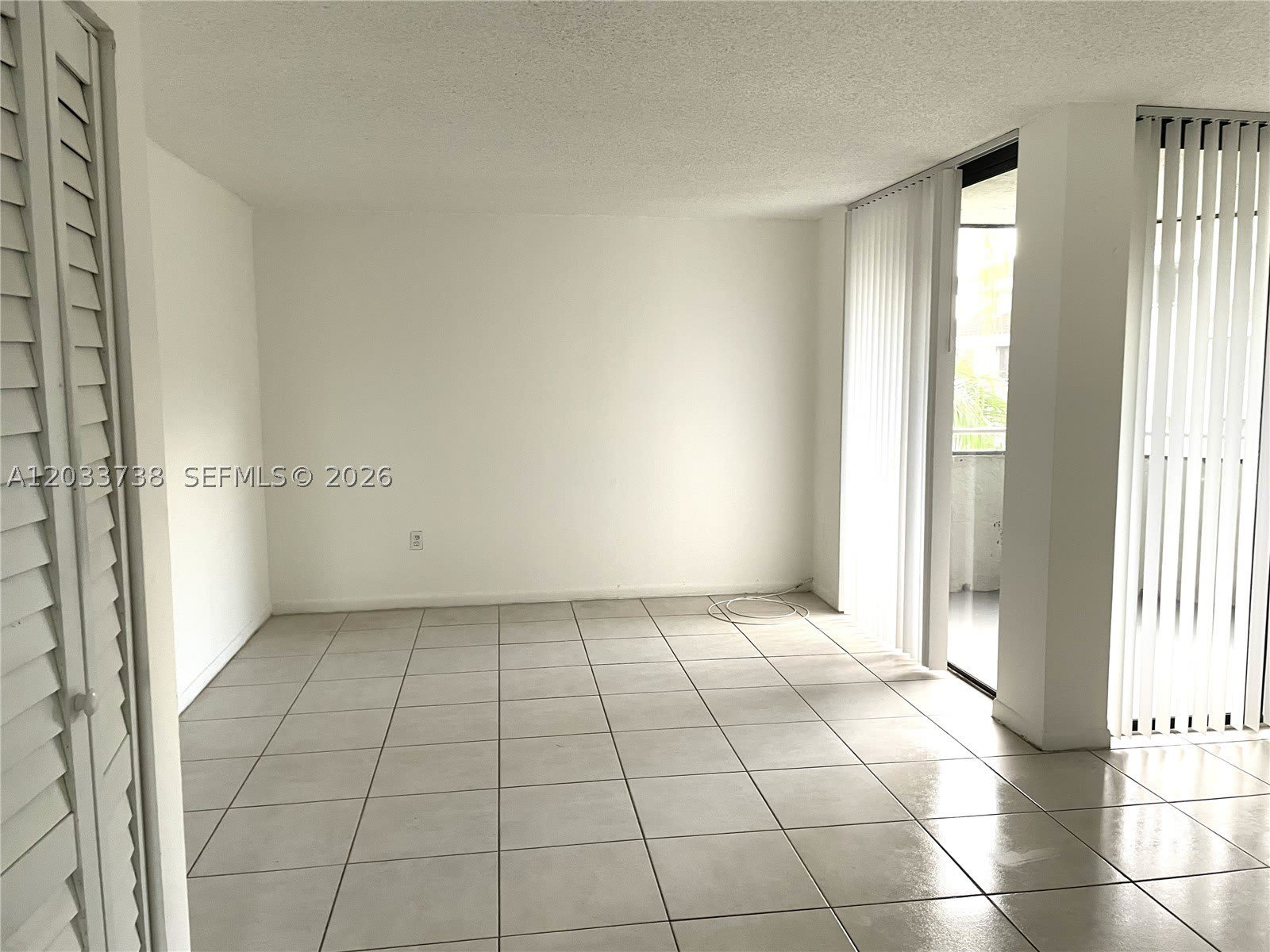 8255 SW 152nd Ave – photo 1