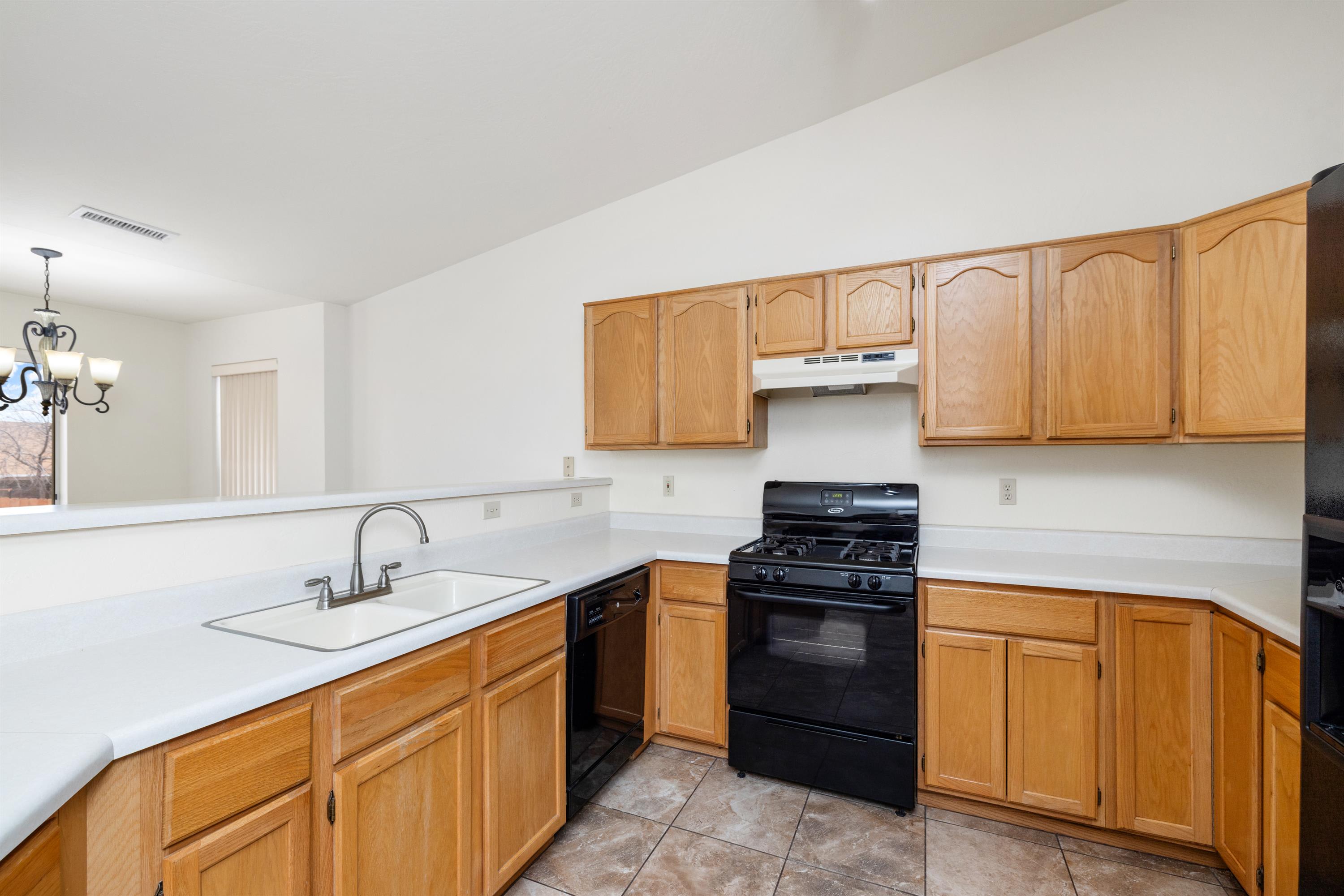 4901 North Reavis Drive – photo 5