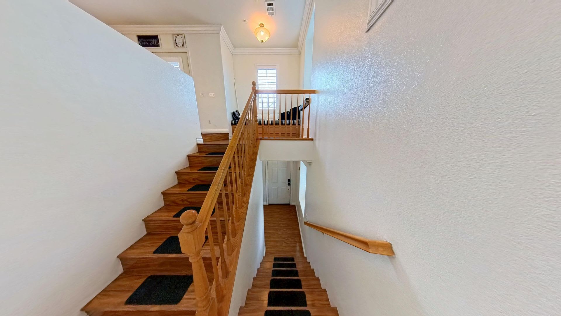 500 Off First Month S Rent Move In By September 1St Private Gated Community At 39656 Columbia Union Dr Unit C Murrieta – photo 3
