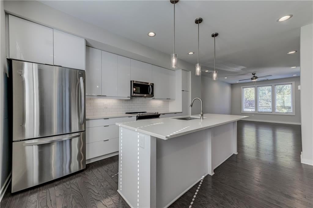 415 Gartrell Street SE – photo 4