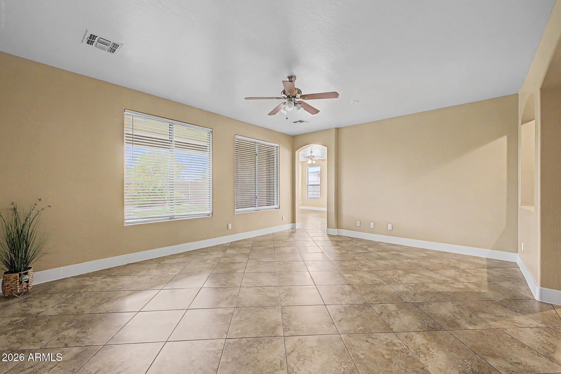 40148 N PERRONE Street – photo 5