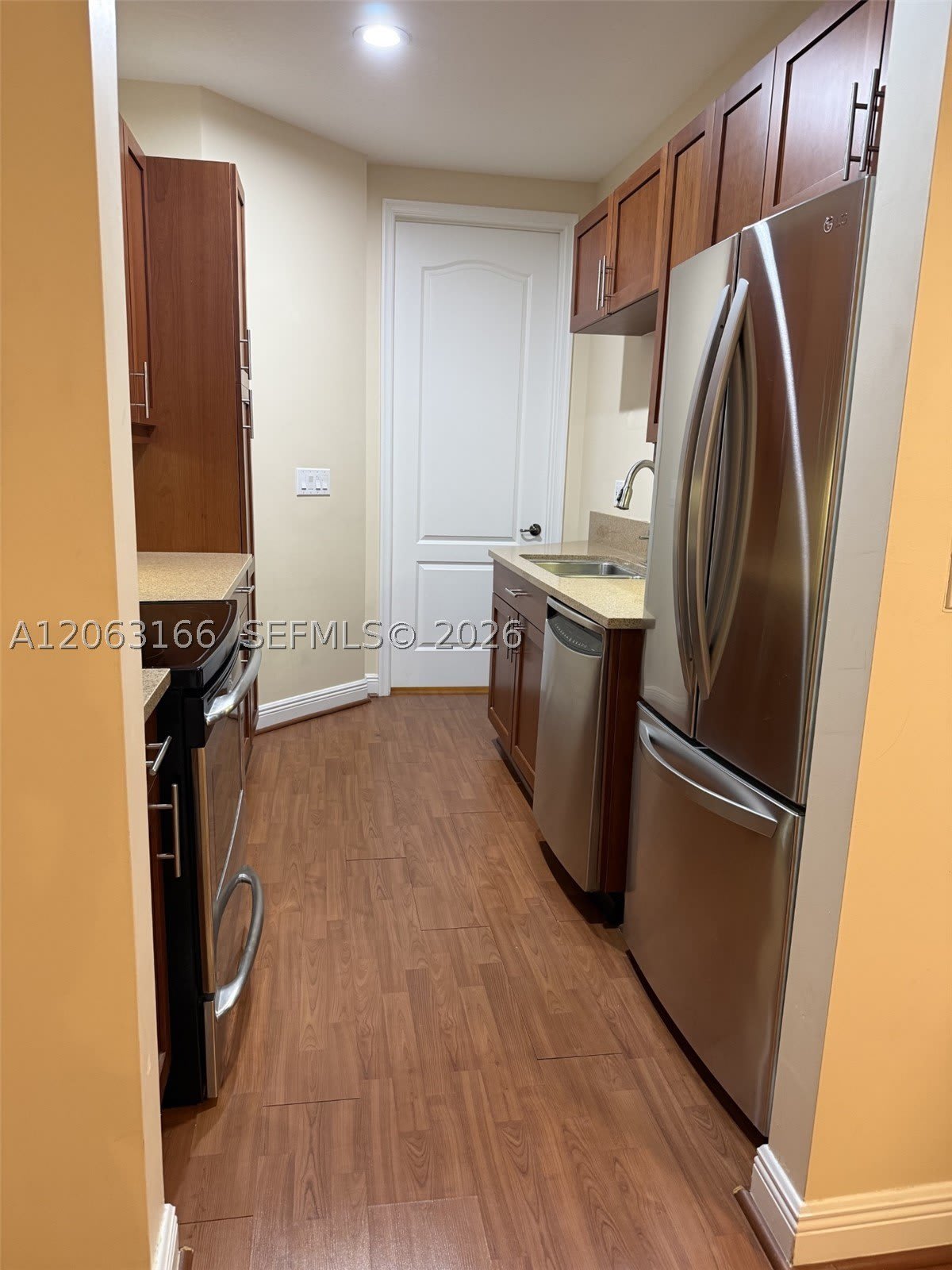 1333 SW 4th Ct – photo 5