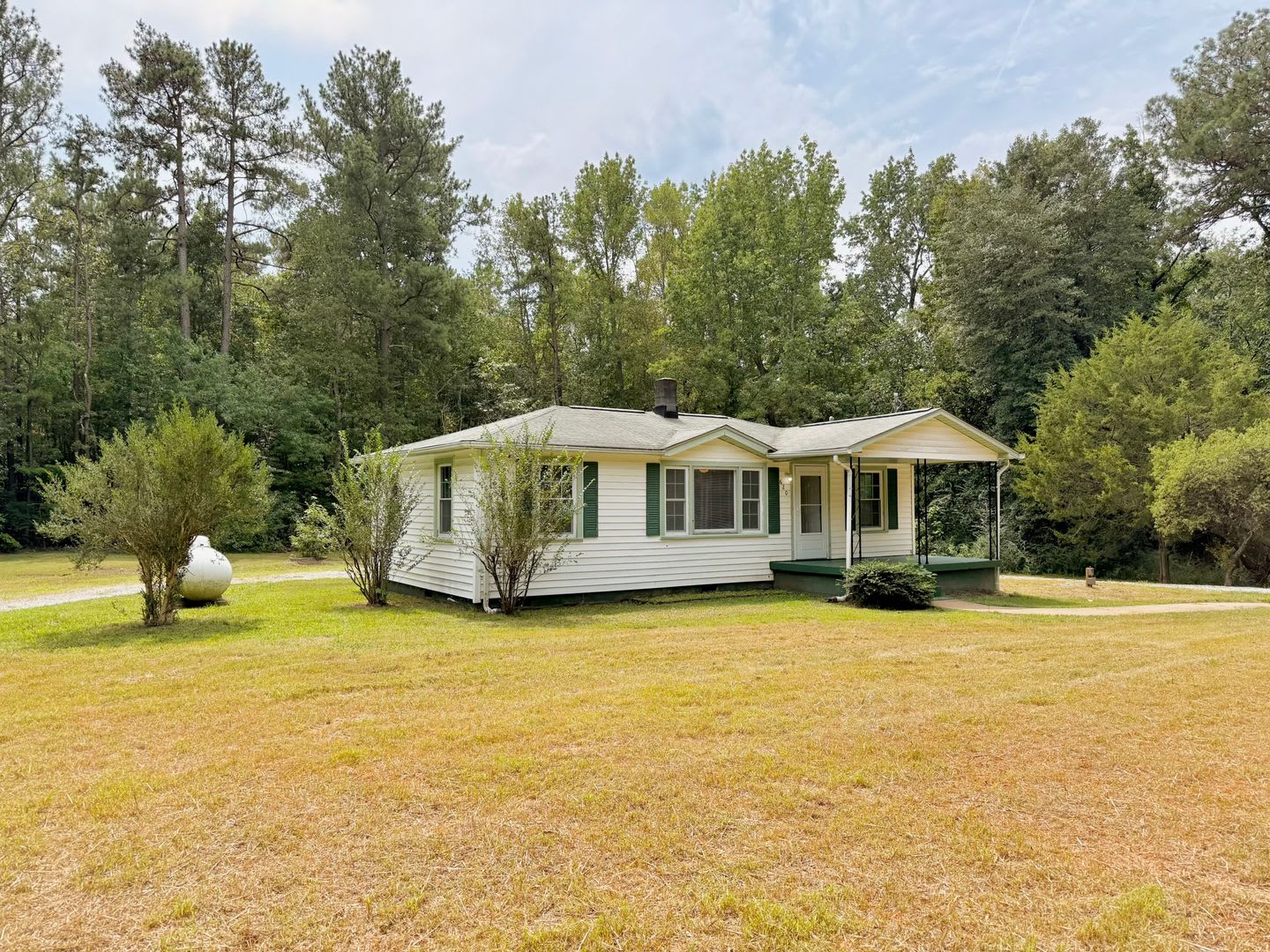 Quiet & Peaceful Rancher For Rent! – photo 2