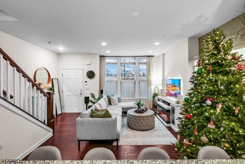 101 Robeson St – photo 4