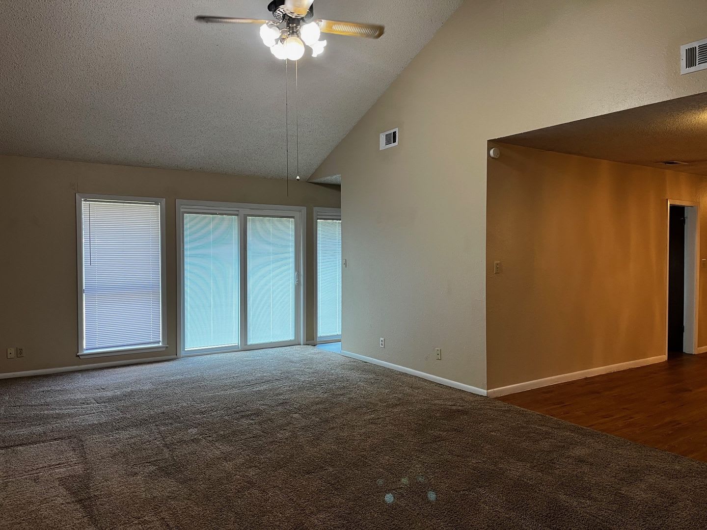 Beautiful Home in Cimarron! – photo 3