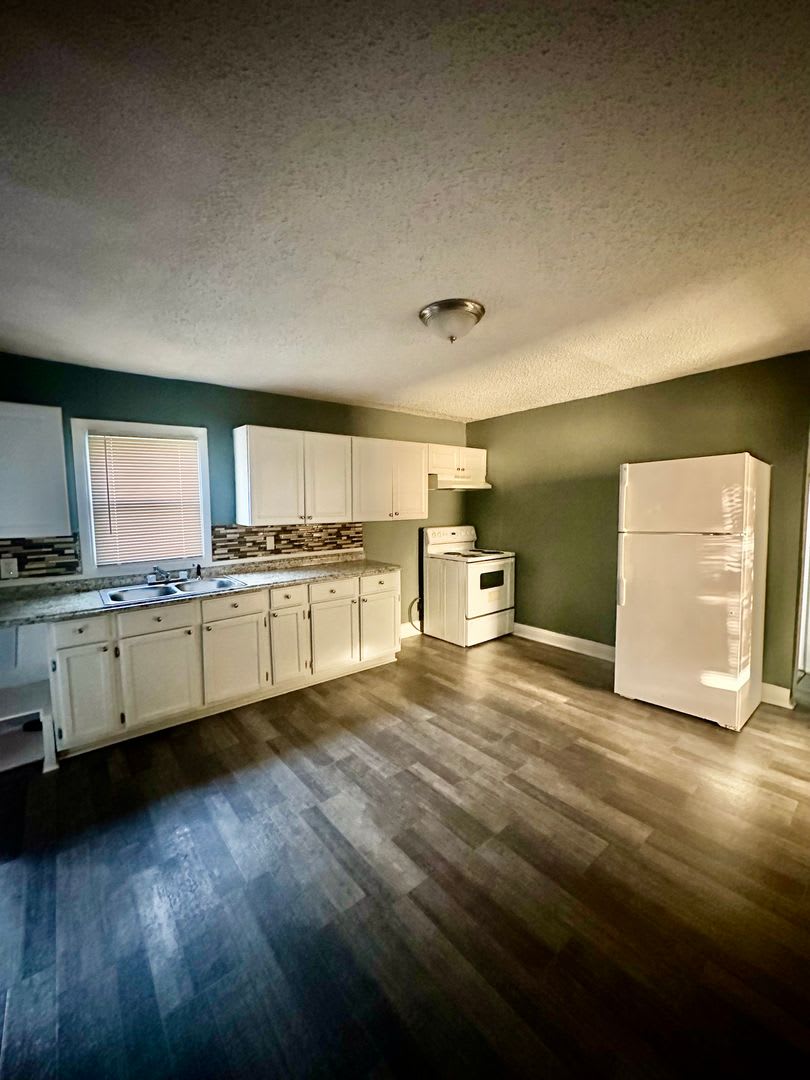 4 Bedroom 1 Bath Home Rent – photo 5