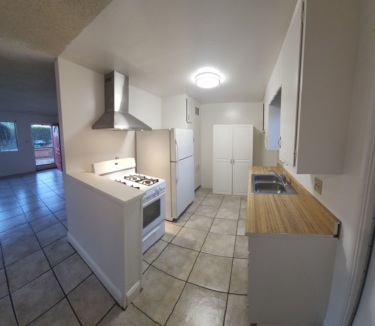 Great 3 bedroom 2 bath home in SLO for rent – photo 4