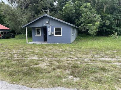 10 Lenox Court – photo 1