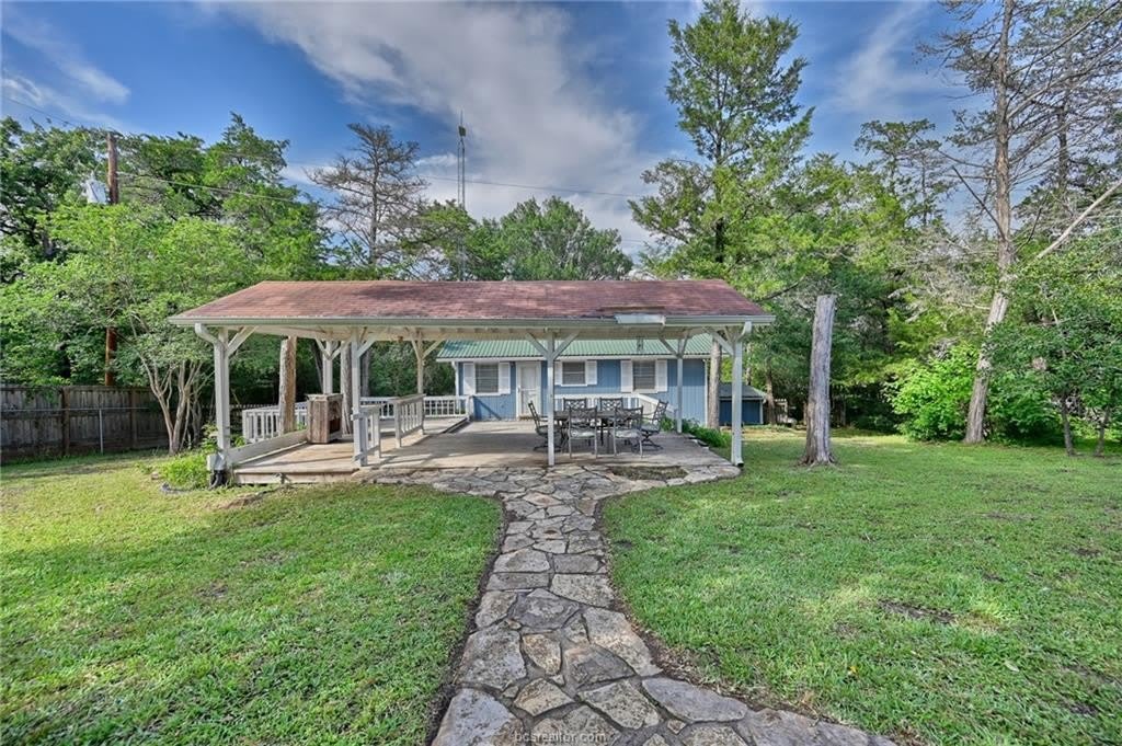 9481 Lake Forest Circle – photo 2