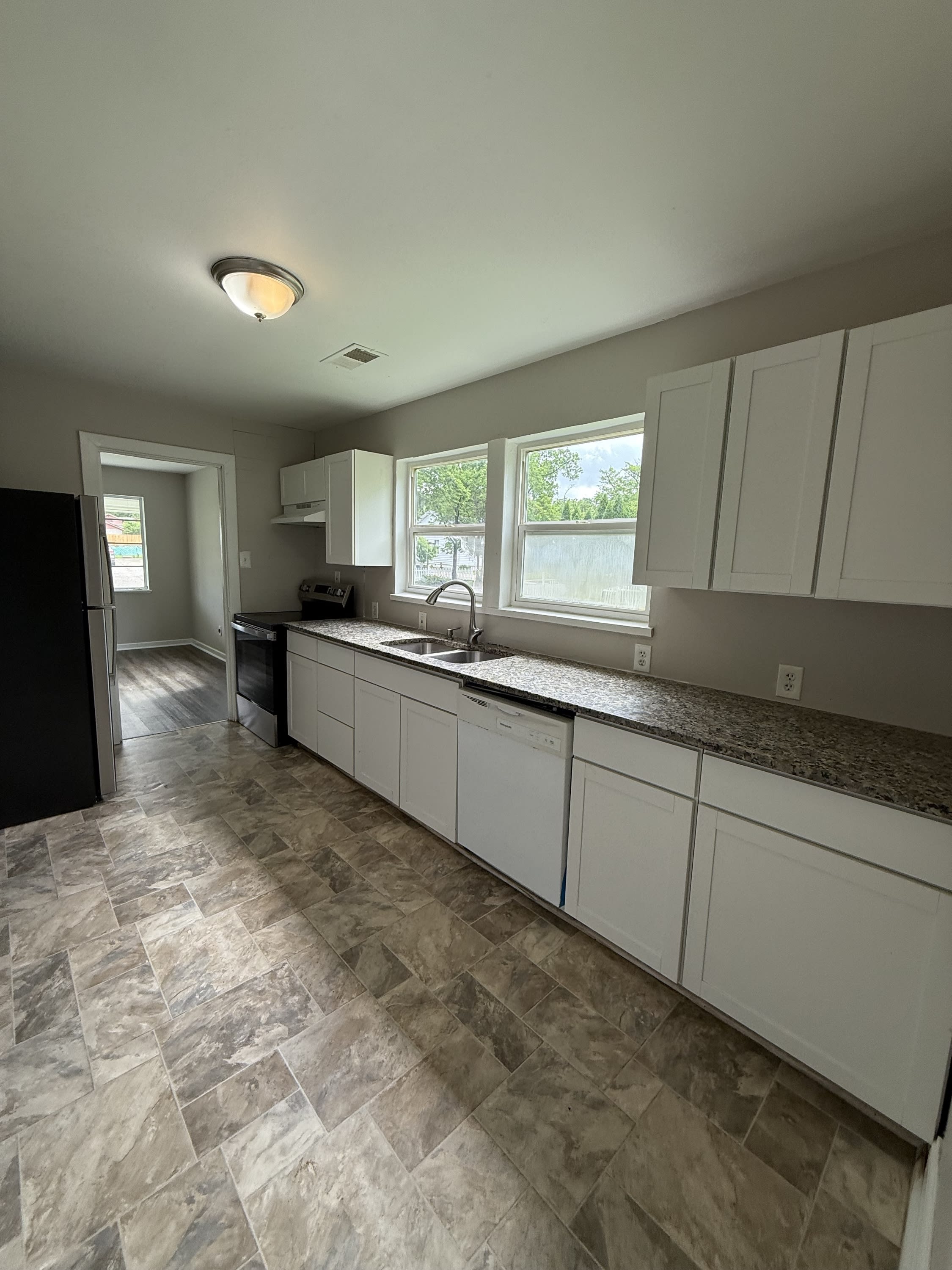 4244 Jackson Street – photo 2