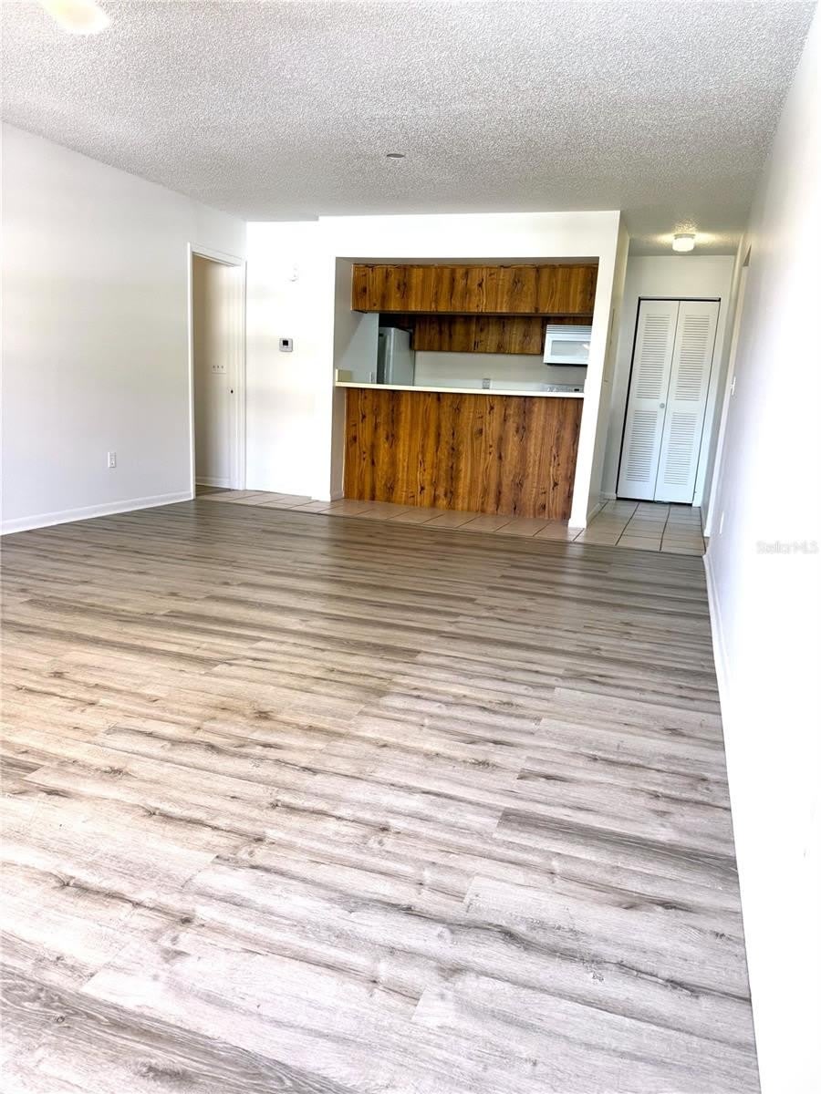 13608 S VILLAGE Drive – photo 5