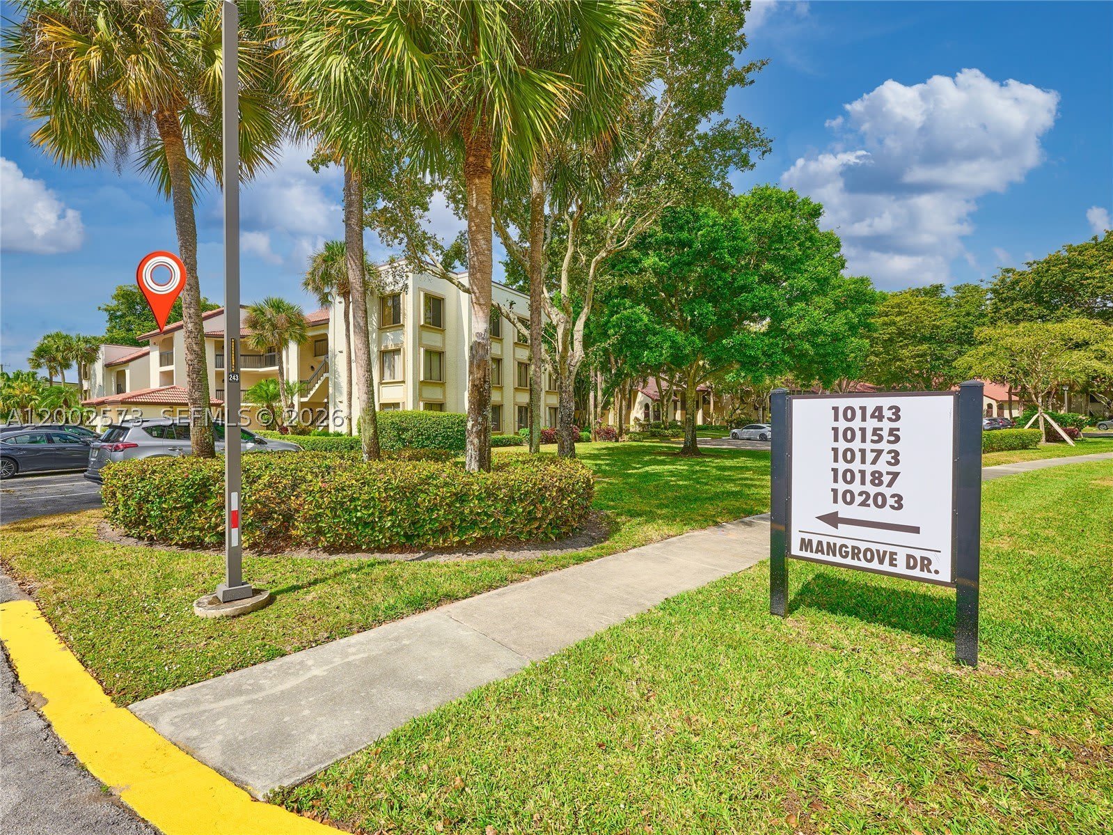 10143 Mangrove Dr – photo 1