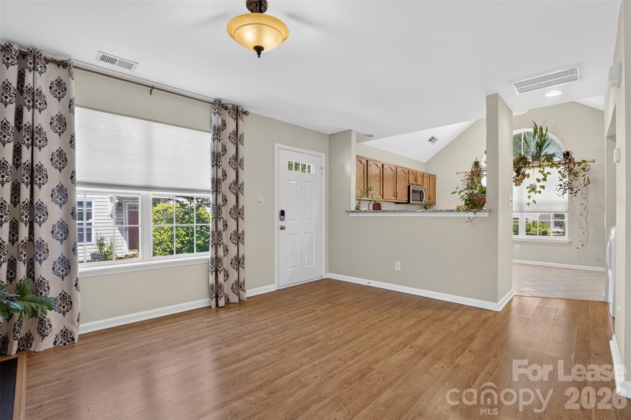 9020 Roseton Lane – photo 5