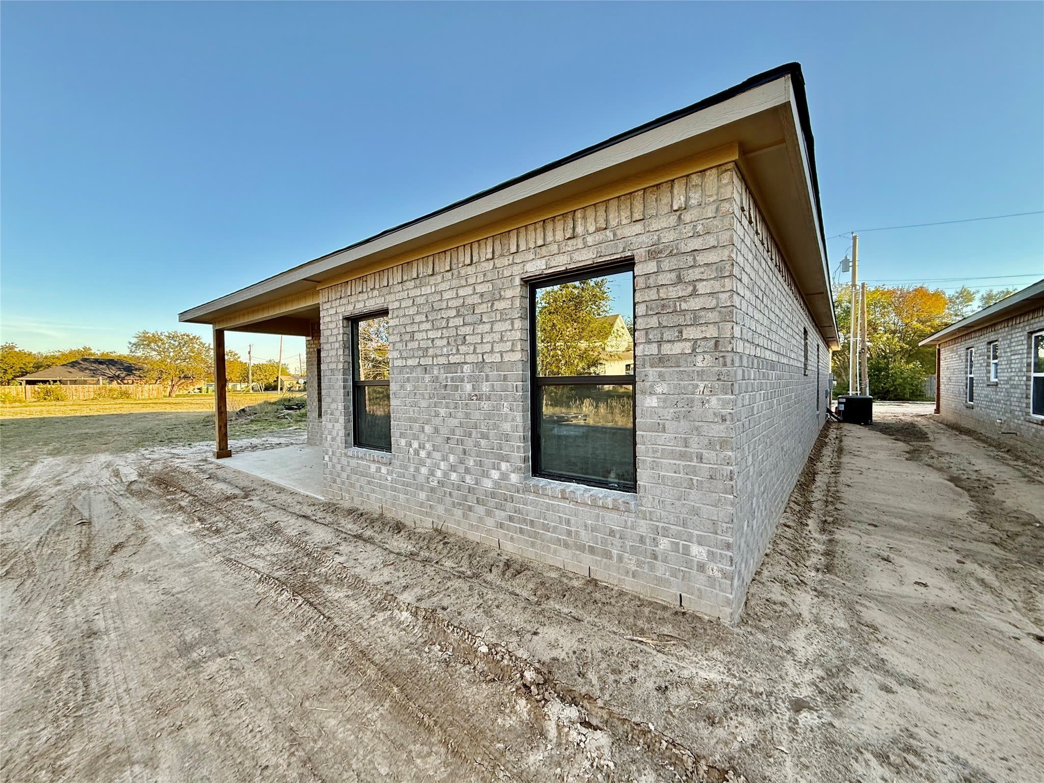308 SW 14th Street – photo 4