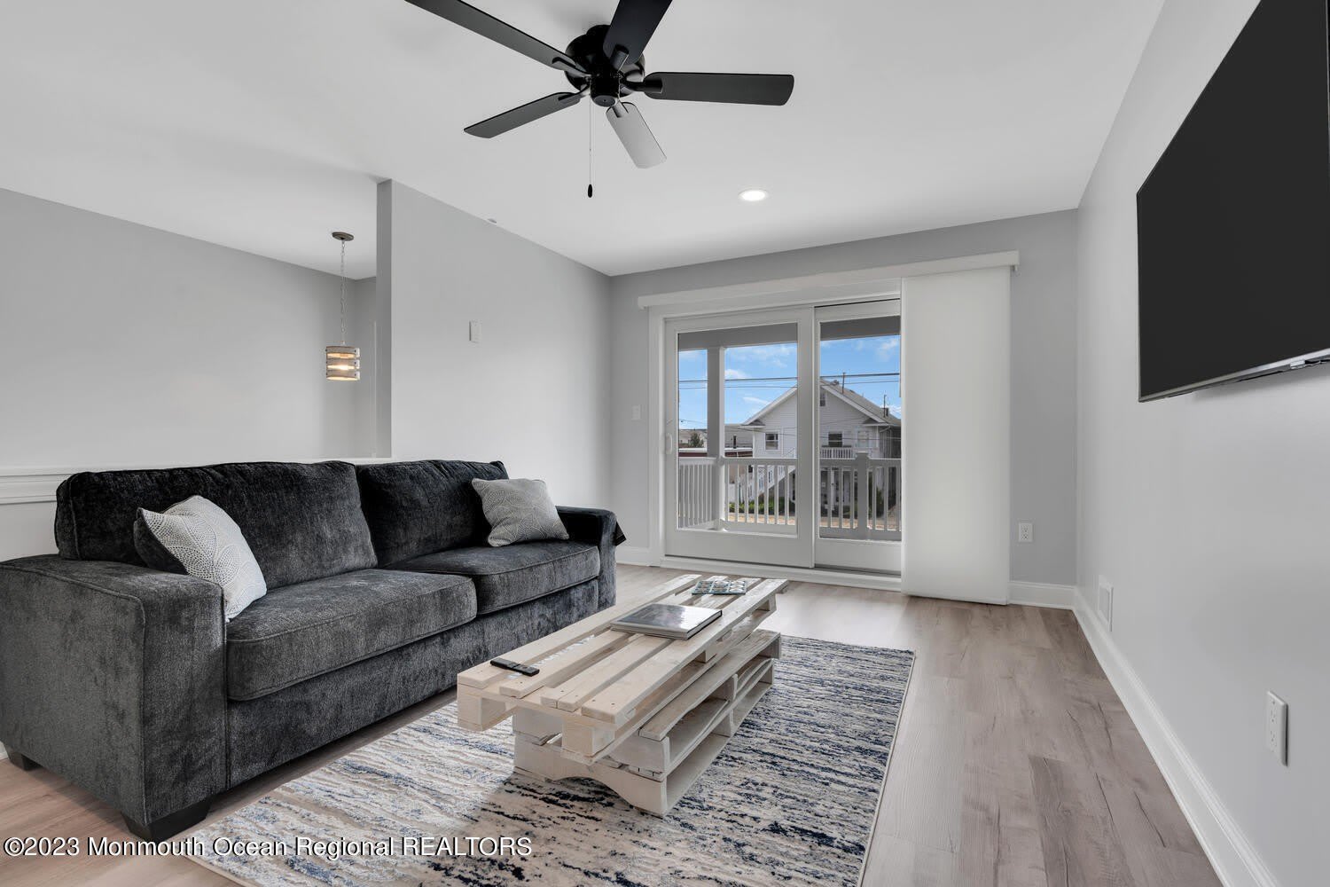 106 8th Avenue – photo 4