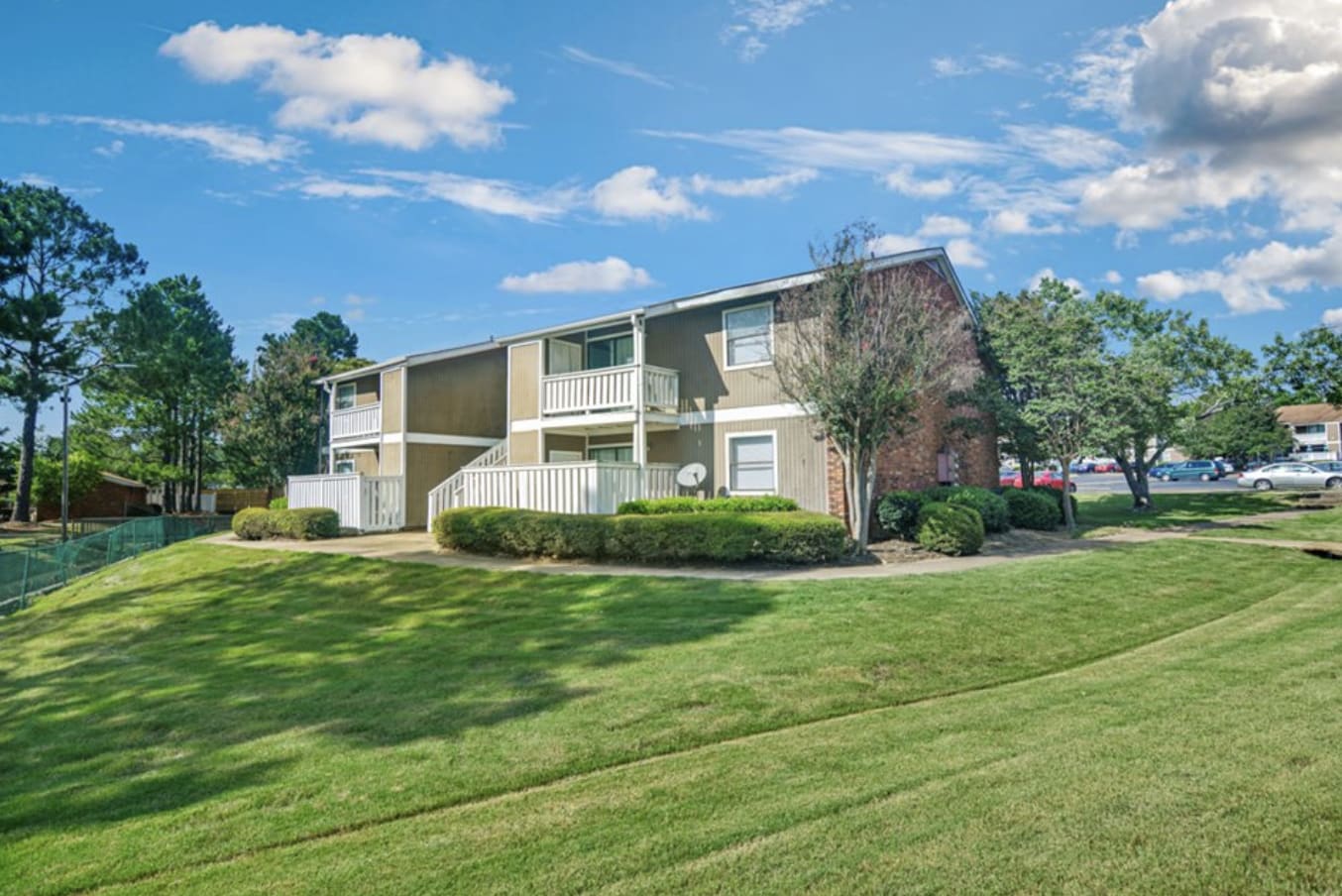 Somerset Place Apartments – photo 1