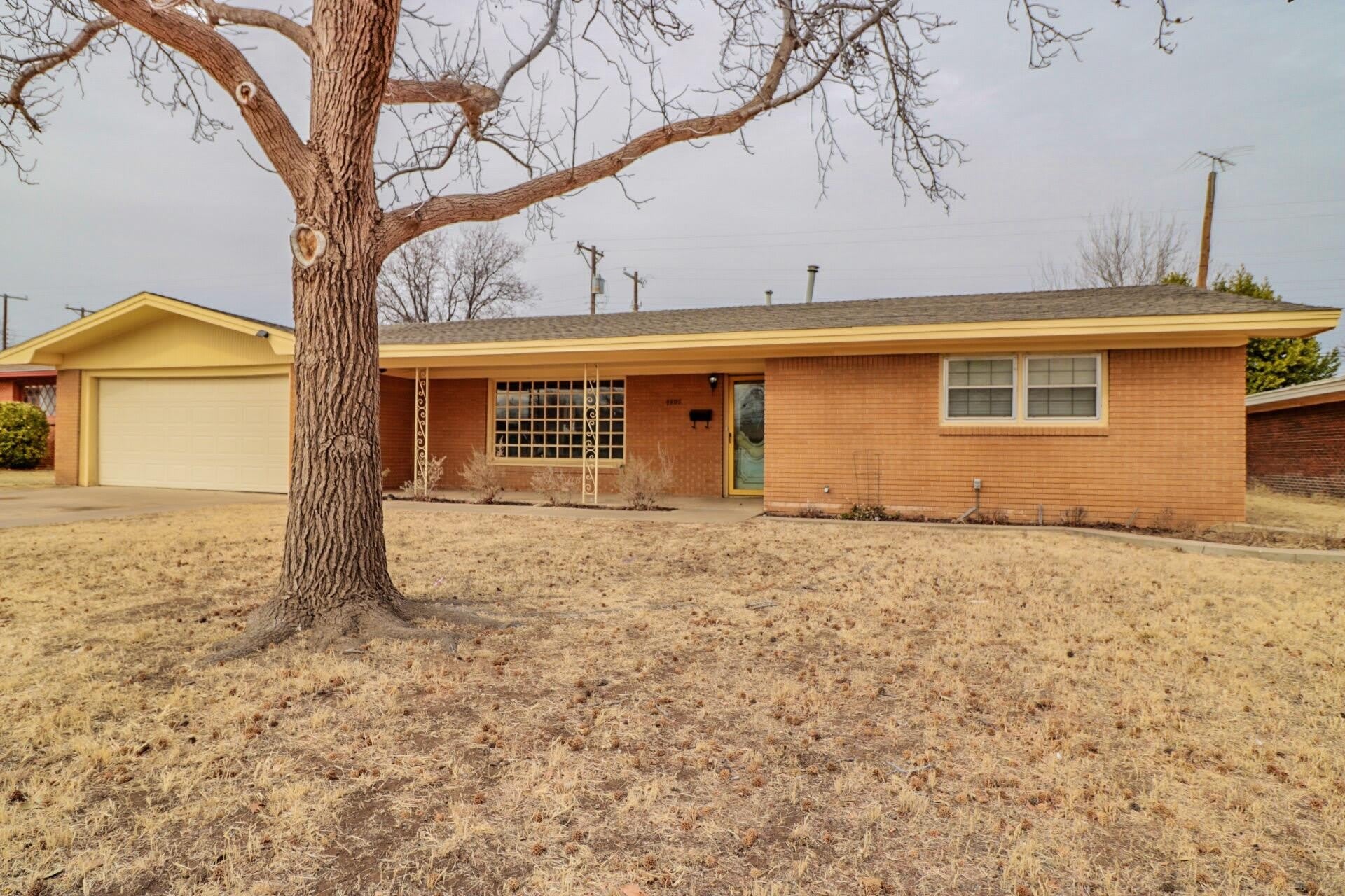 4906 17th Place – photo 1