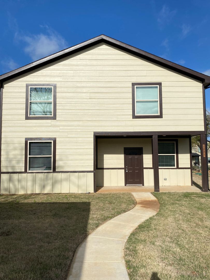 3/2 with Office Barndo on Large Lot – photo 2