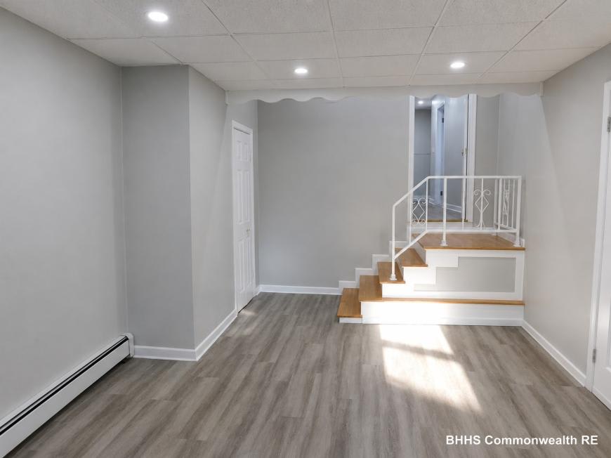 137 Hampshire St – photo 3
