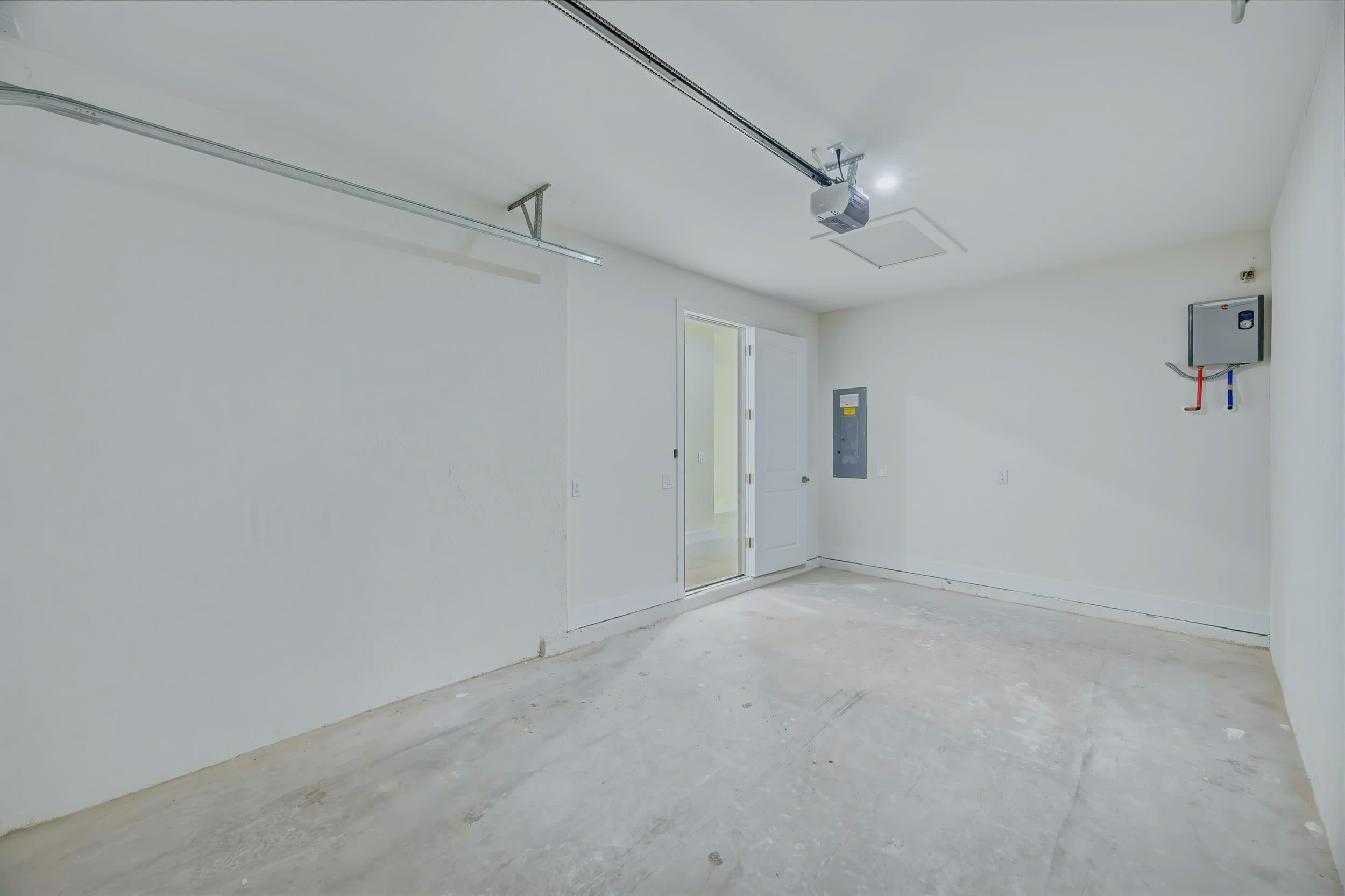 4818 30th St SW – photo 3