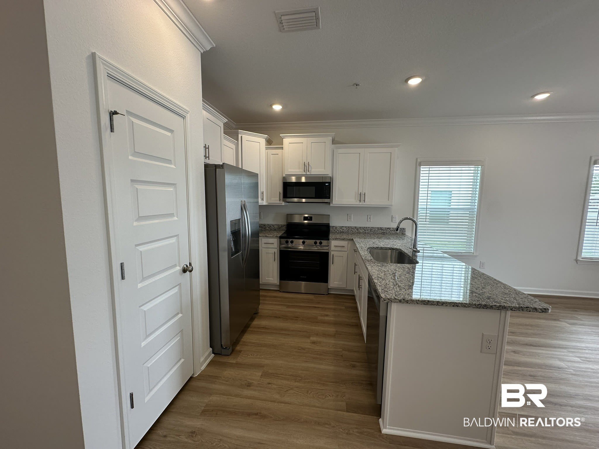 4450 Lost Bay Dr – photo 4