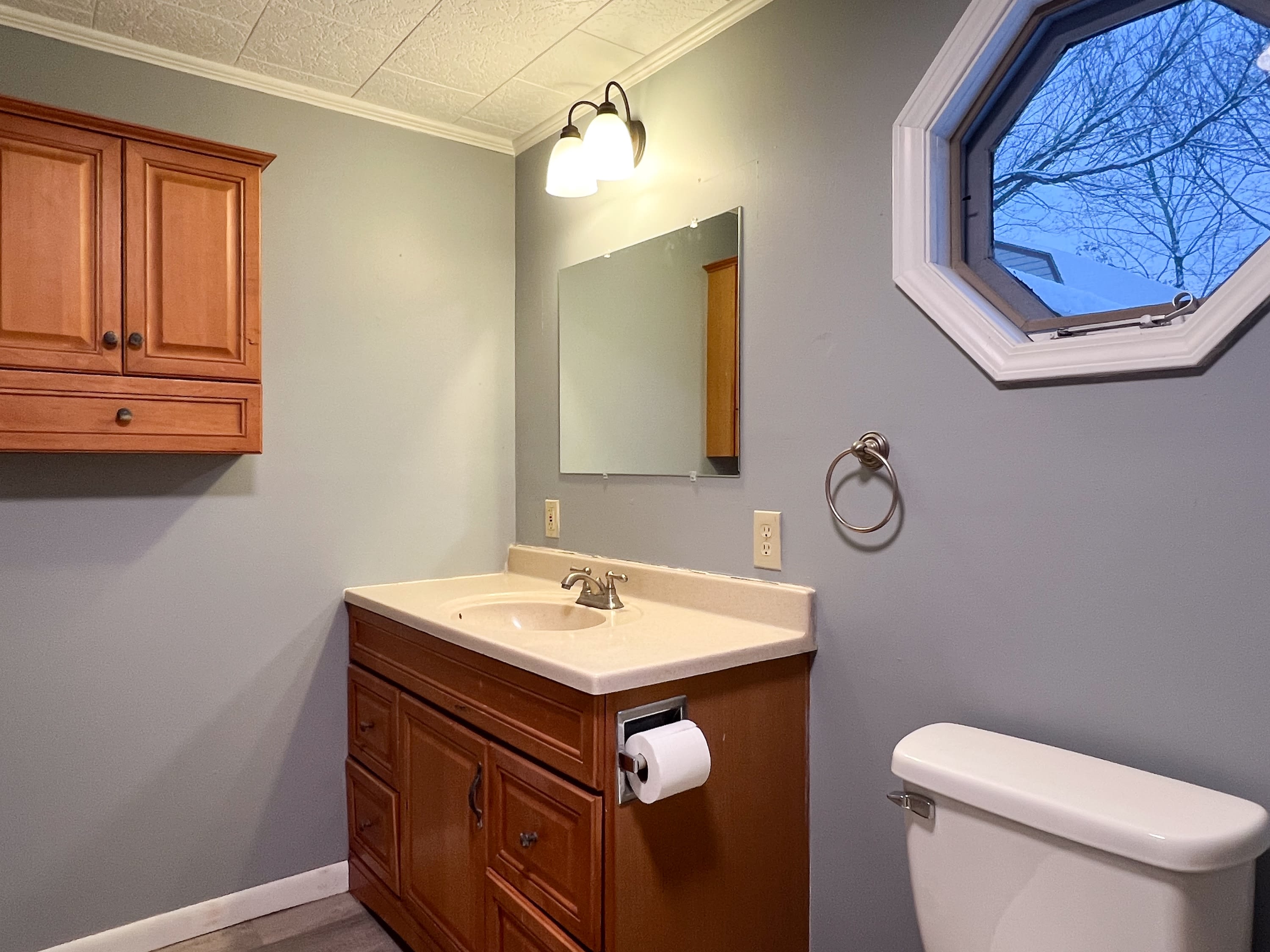 180 Birch Street – photo 5