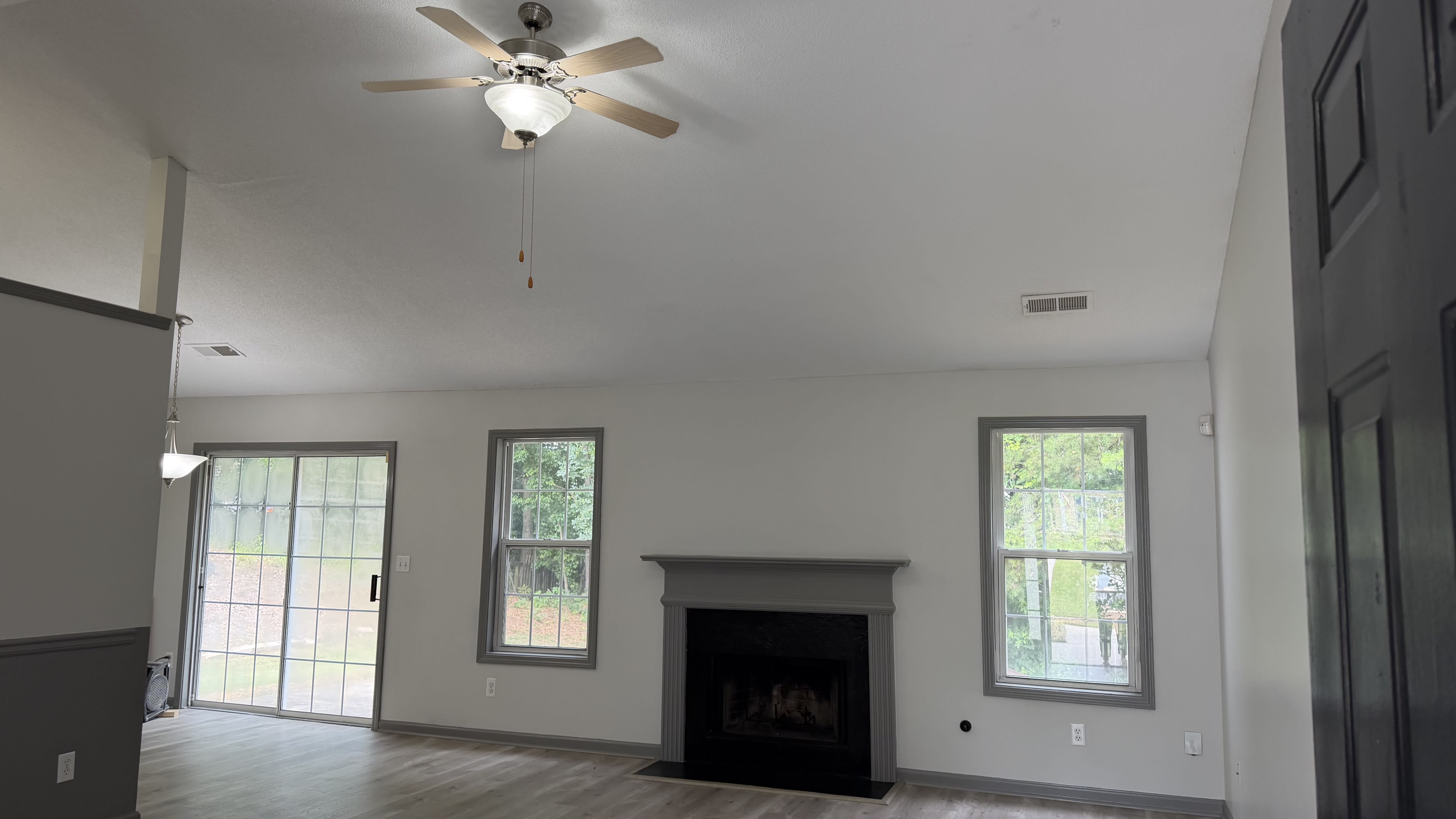 5853 Riverside Walk Drive Northeast – photo 5