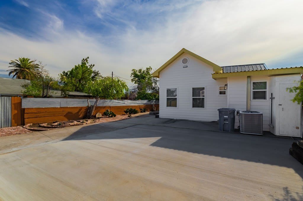730 Avenue A – photo 5