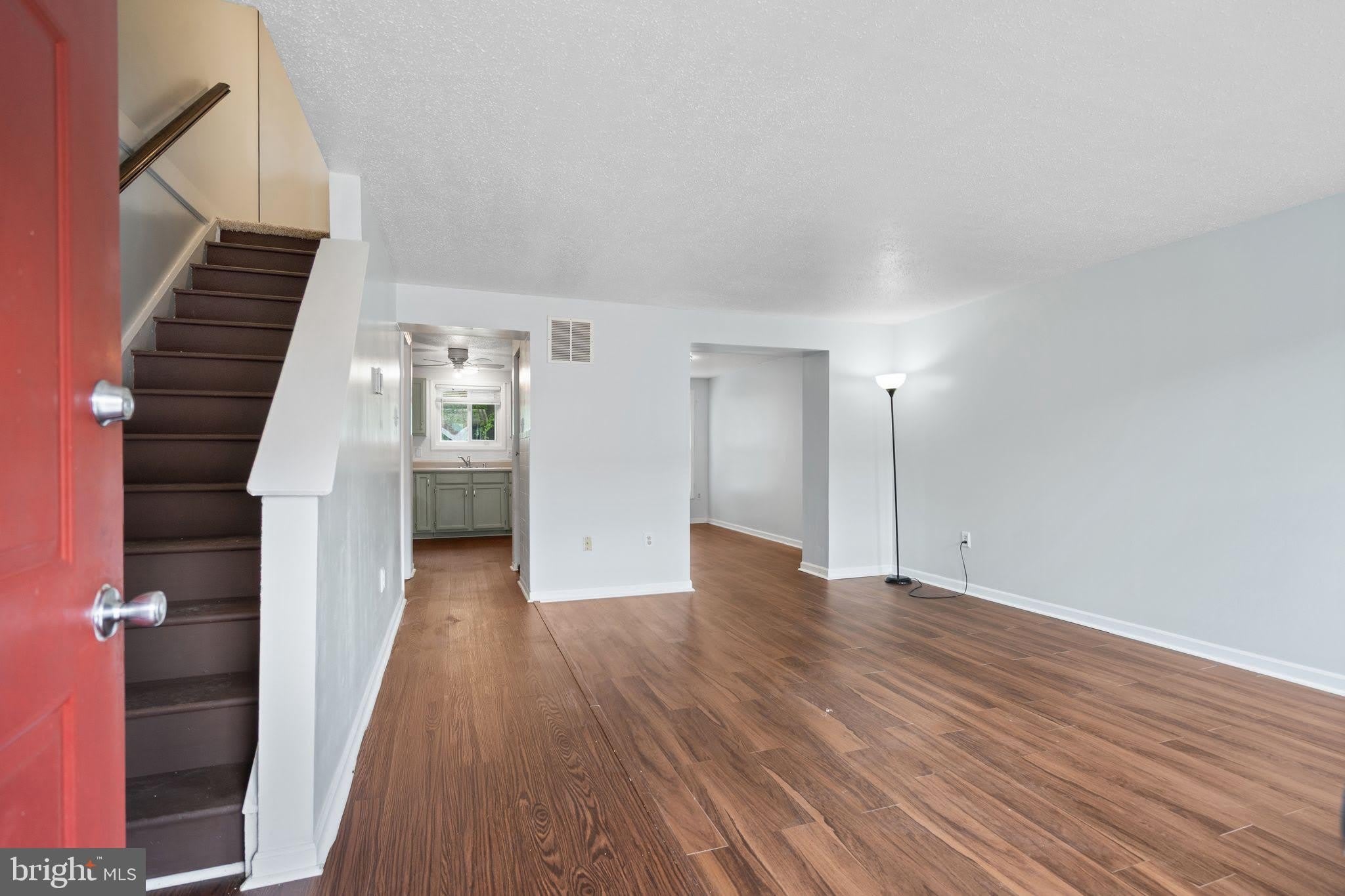 1326 N STOCKTON Street – photo 3