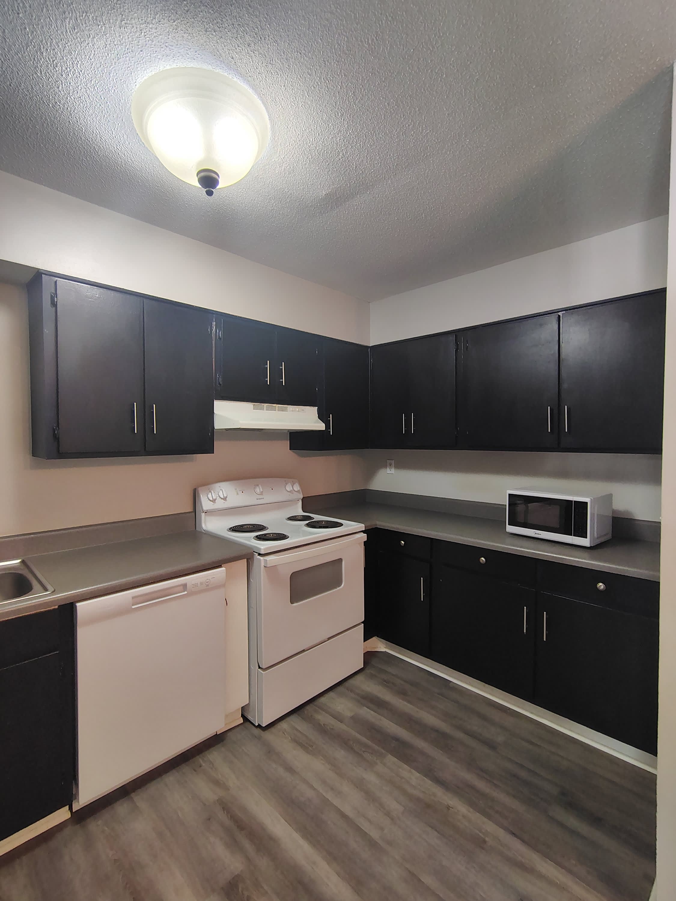 1100 Skyland Drive – photo 3