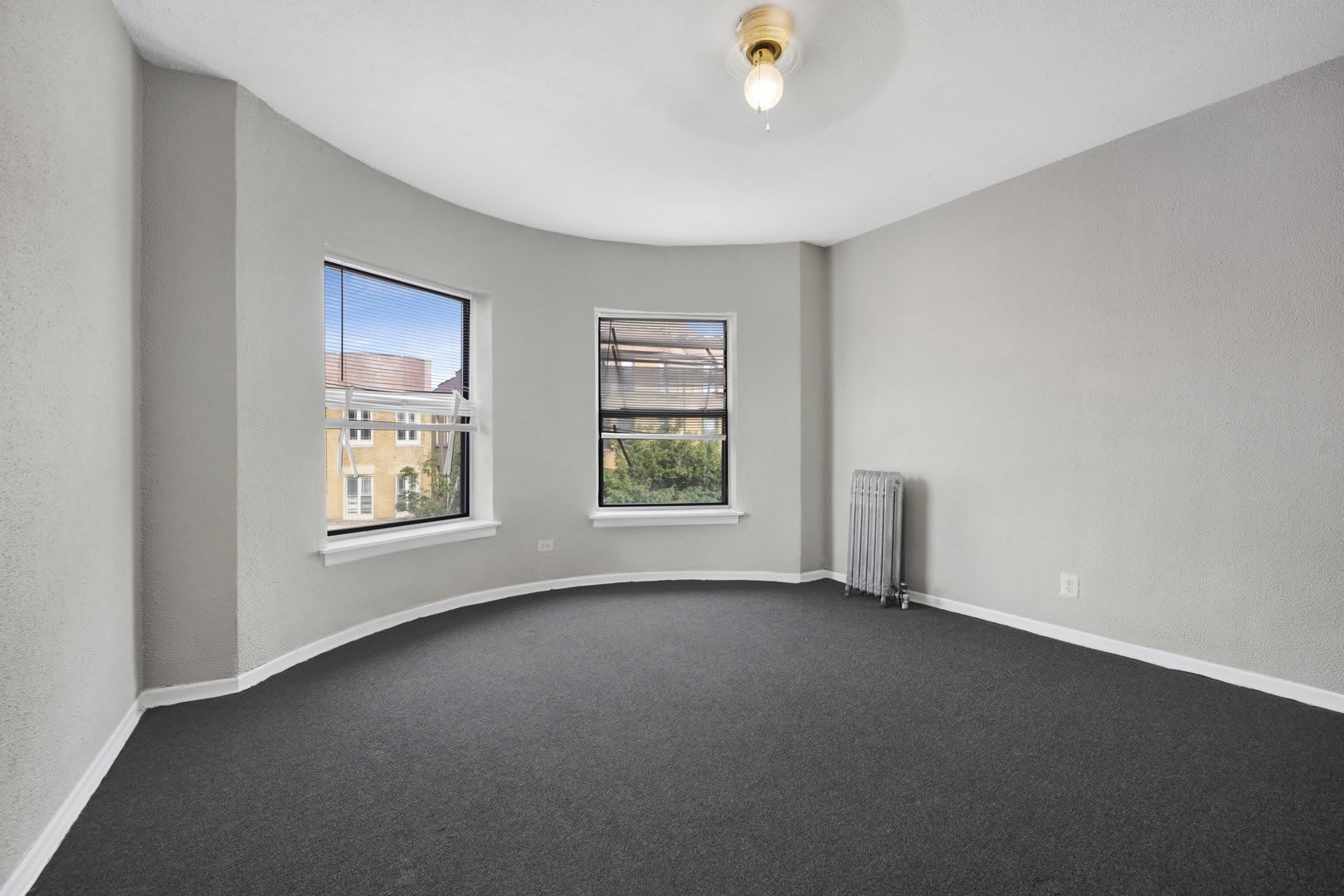 6225 S Dorchester Avenue – photo 4